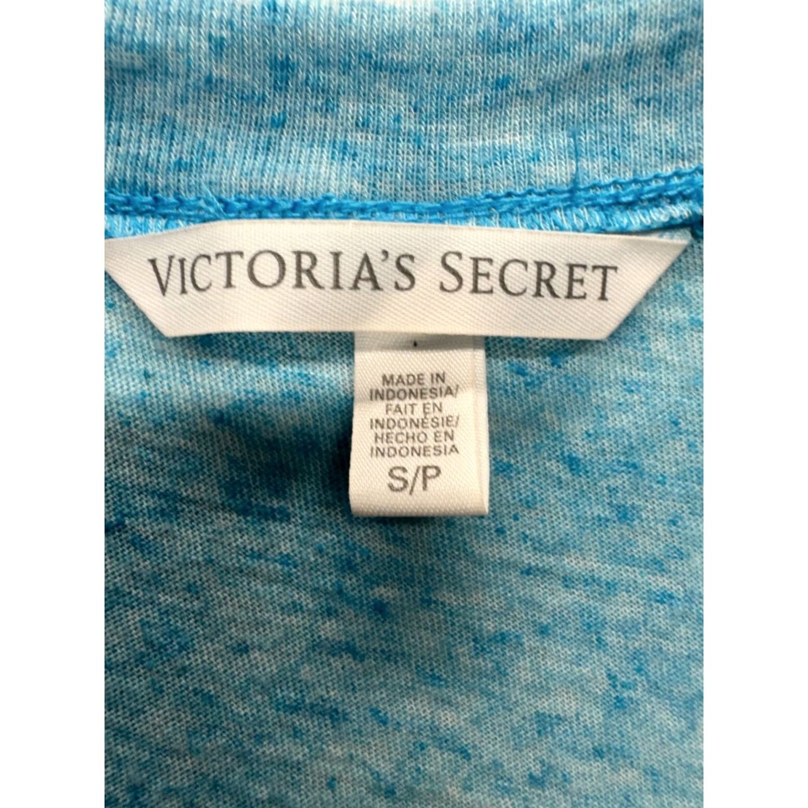 Victoria's Secret Victoria's Secret Blue Heather Sleeveless Tank Top S Unisex Adults Camisole Shirt Linen Polyester Heathered 85/15 85/15 Linen Polyester Short Back Hem Size S / US 4 / IT 40 - 4 Thumbnail
