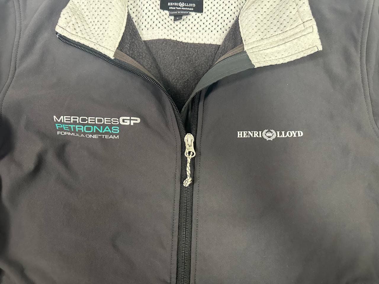 Henri Lloyd Mercedes GP Petronas Henri Lloyd Soft Shell Jacket L Size US L / EU 52-54 / 3 - 3 Thumbnail