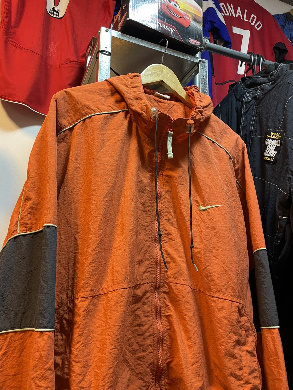 Nike Vintage Nike Spell Out Hoodie Jacket Size US L / EU 52-54 / 3 - 3 Thumbnail