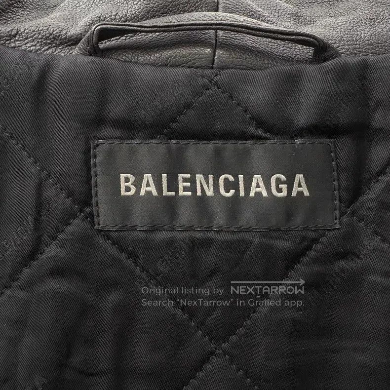Balenciaga Balenciaga Logo Chest Print Dual Hook Lamb Leather Hooded Size US S / EU 44-46 / 1 - 6 Thumbnail