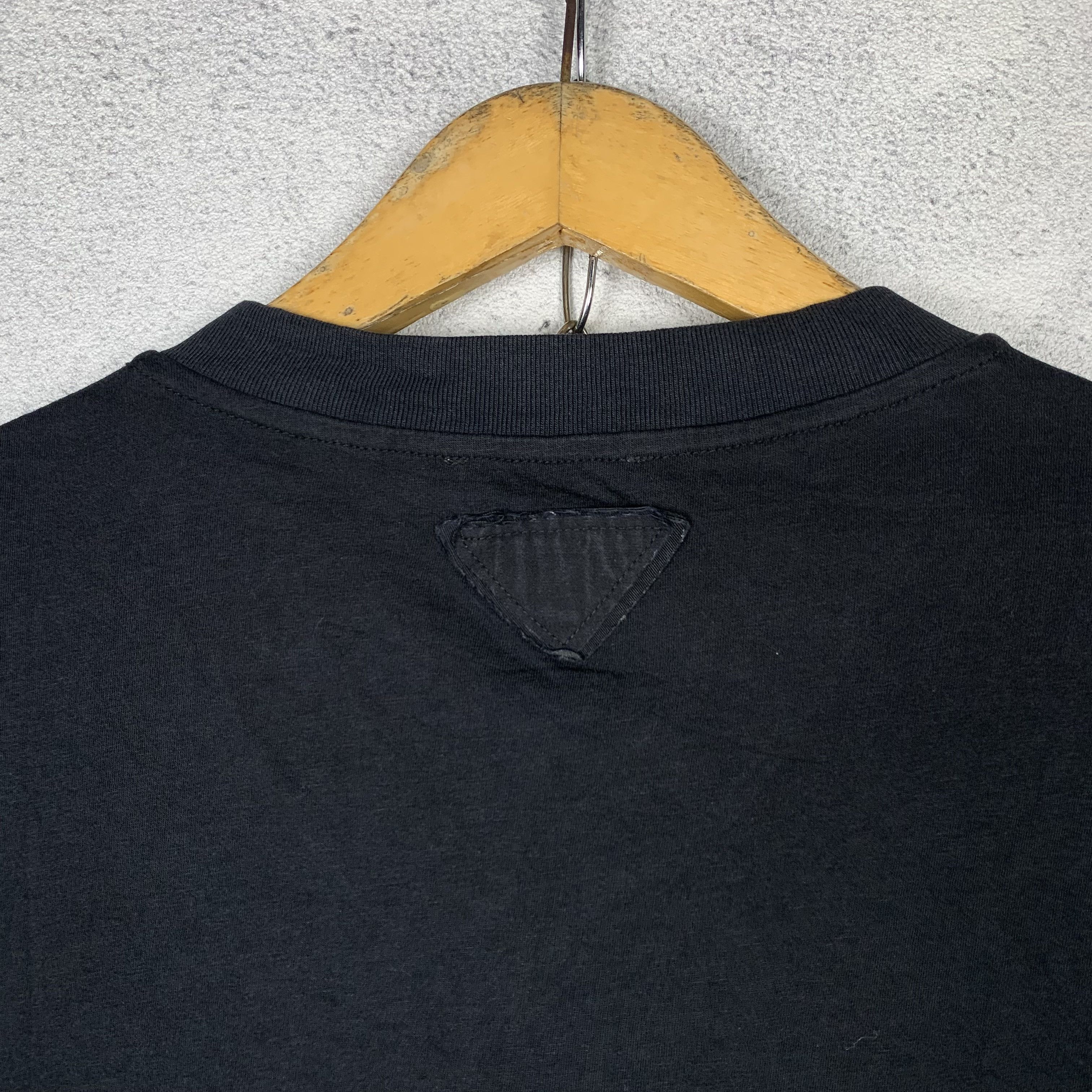 Prada Prada V-neck Top Size L / US 10 / IT 46 - 2 Thumbnail