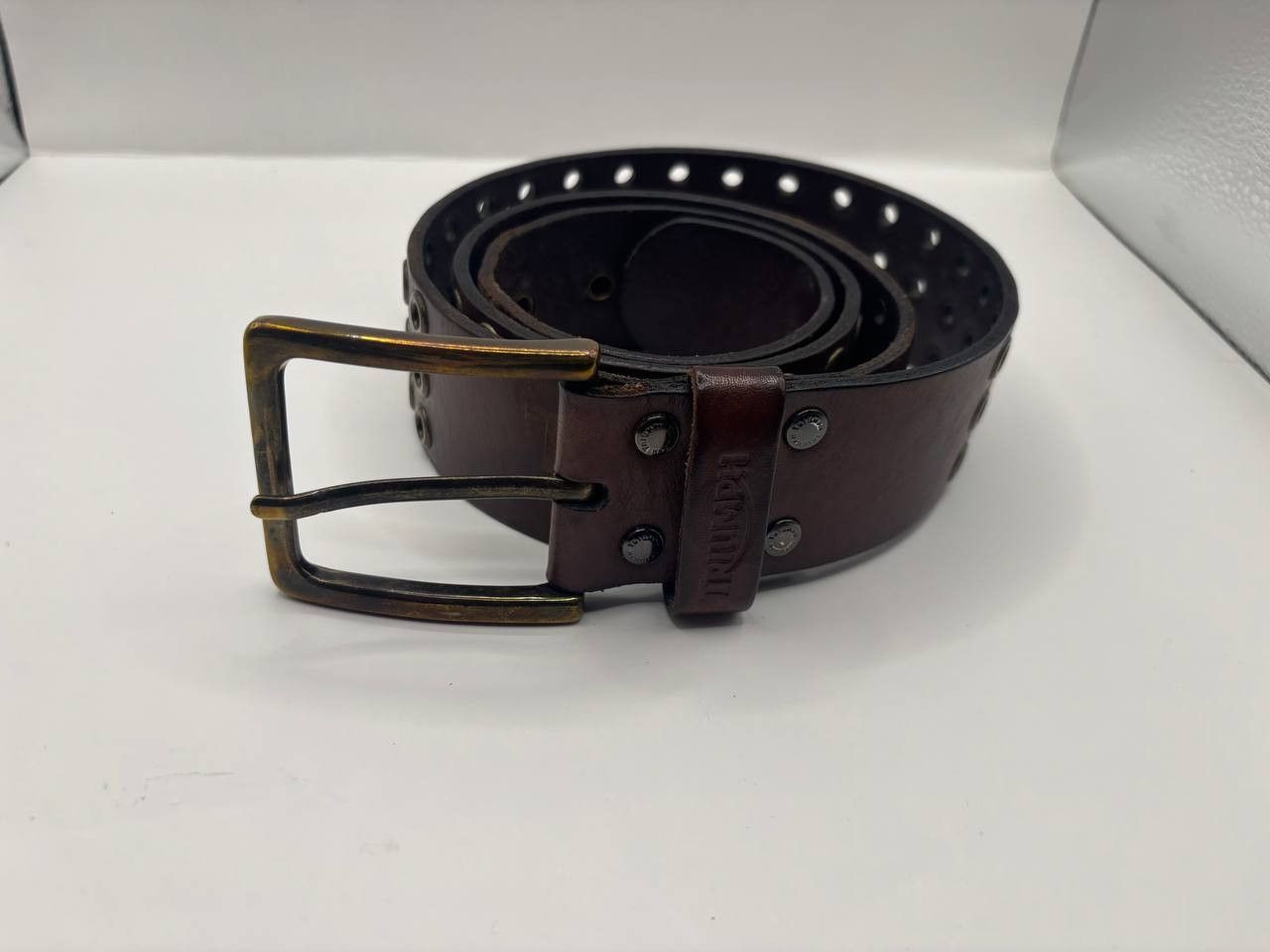 Vintage Triumph Genuine Leather Triple Grommet Biker Belt Size ONE SIZE - 3 Thumbnail