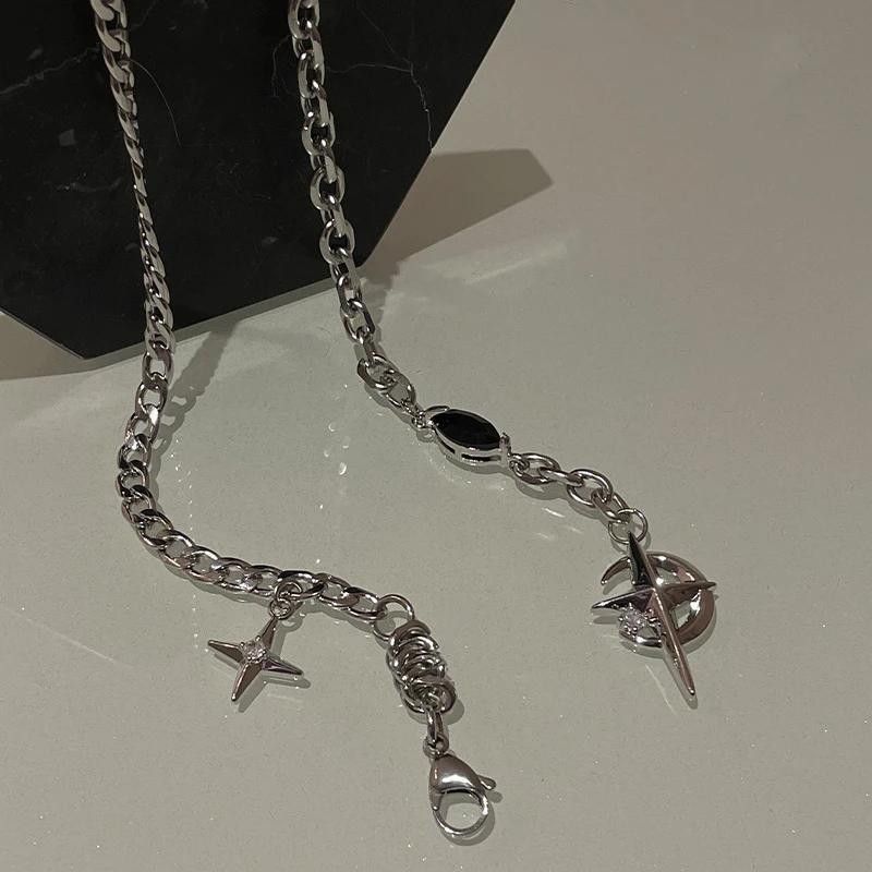 Vintage Style Star & Moon Pendant Necklace Size ONE SIZE - 2 Thumbnail