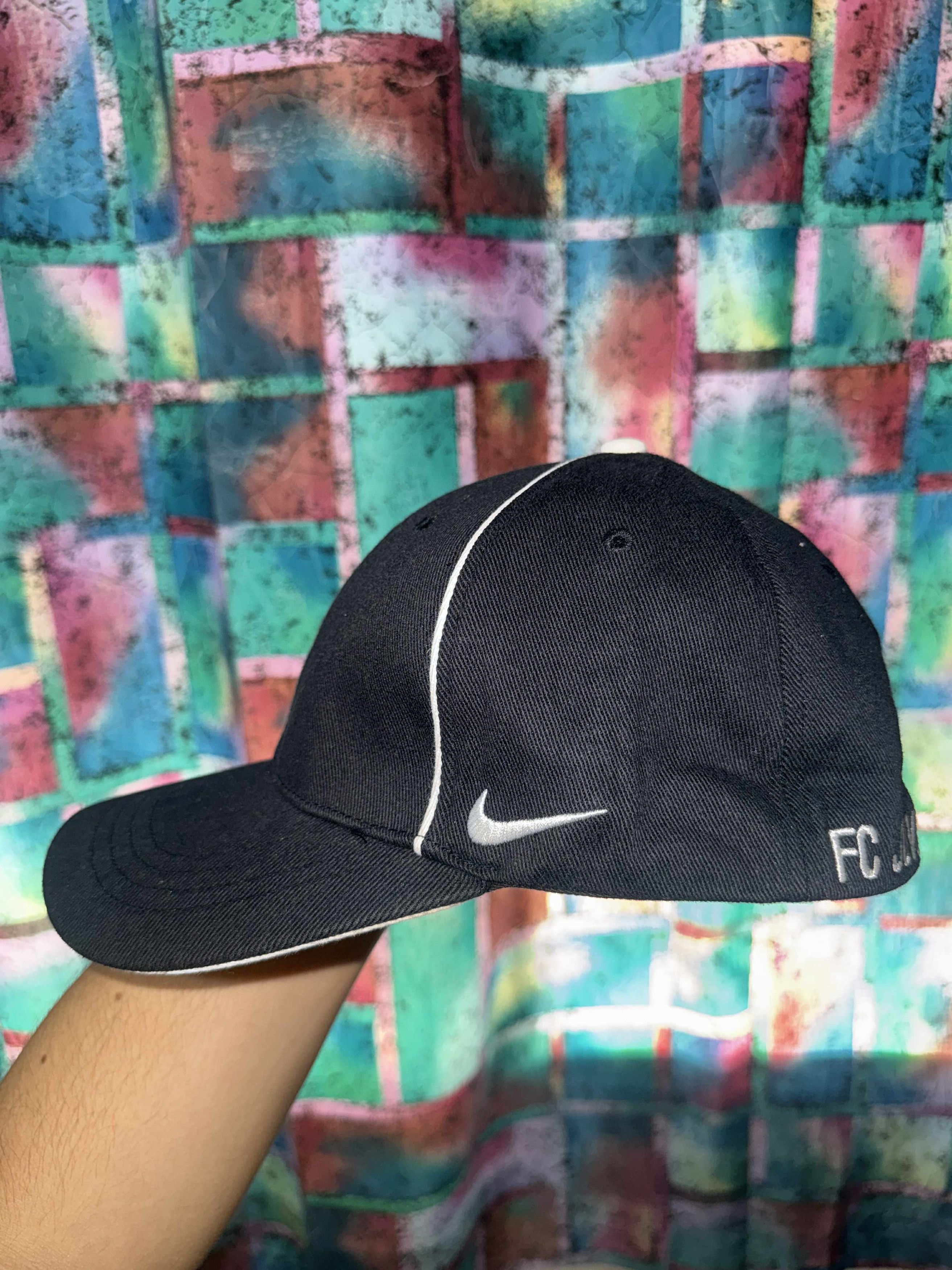 Nike Juventus Vintage 2000s NIKE Cap BNWT Size 42 - 3 Thumbnail