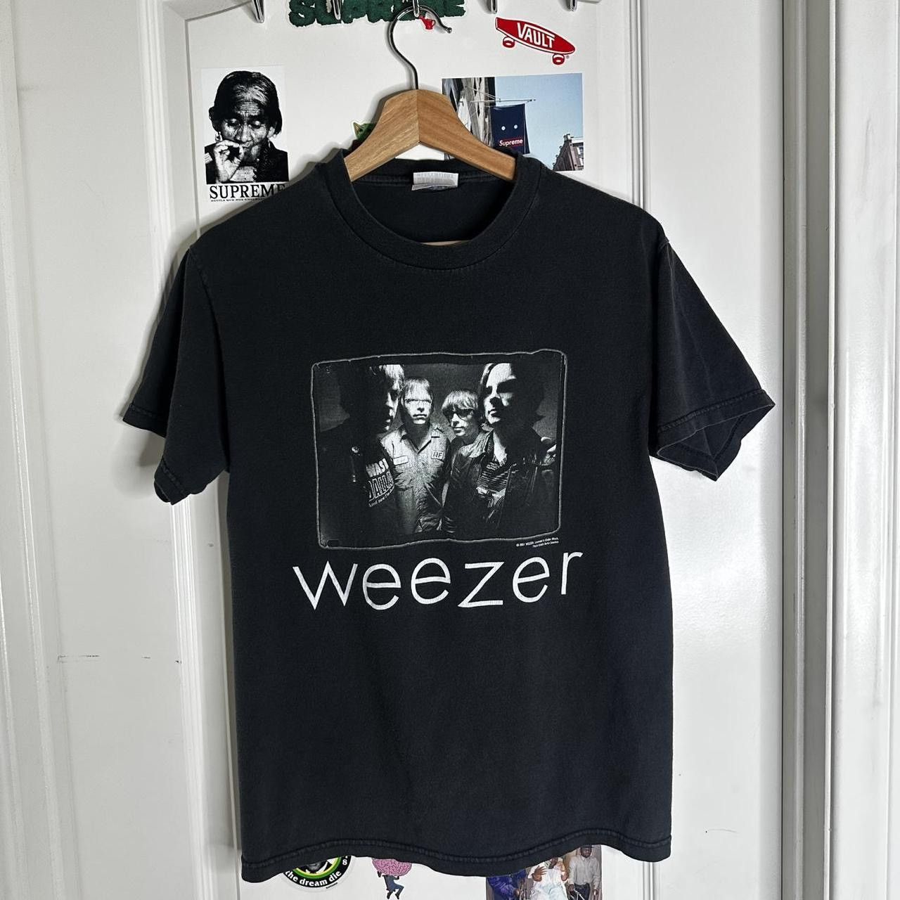 Vintage Vintage Weezer Band Tee Size US S / EU 44-46 / 1 - 1 Thumbnail