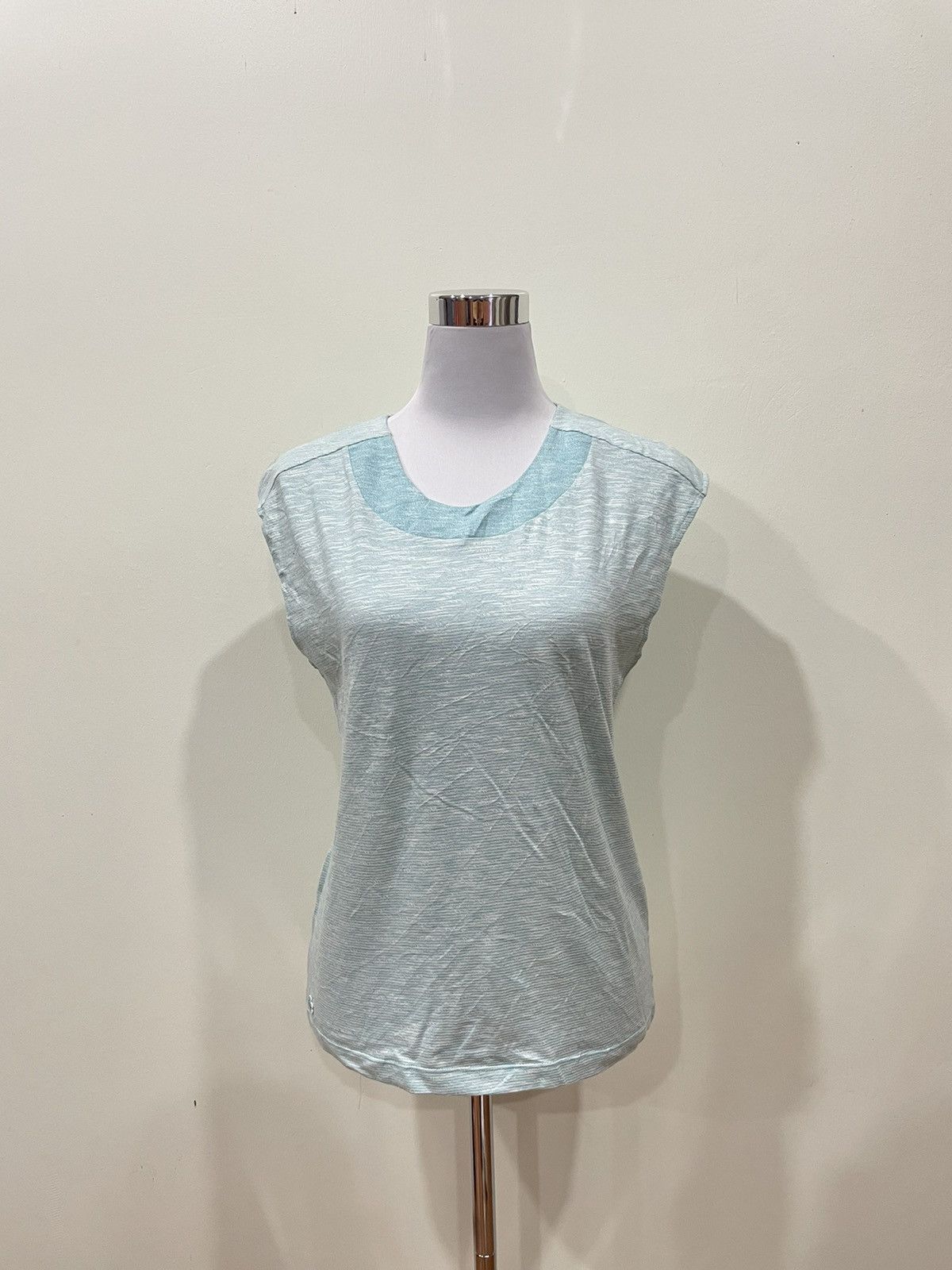 Lacoste Lacoste Women Sleeveless shirt Size XS / US 0-2 / IT 36-38 - 1 Thumbnail