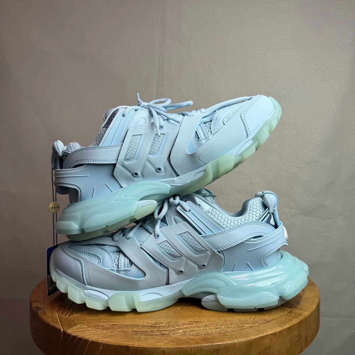 Balenciaga Balenciaga Blue Track Sneaker 42 EU (99% New) Size US 9 / EU 42 - 2 Thumbnail
