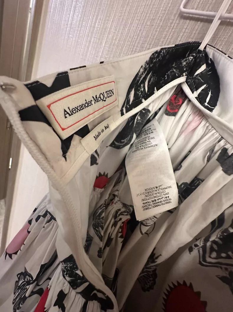 Alexander McQueen Alexander McQUEEN size 40 Black and white graffiti large f Size 30" / US 8 / IT 44 - 3 Thumbnail