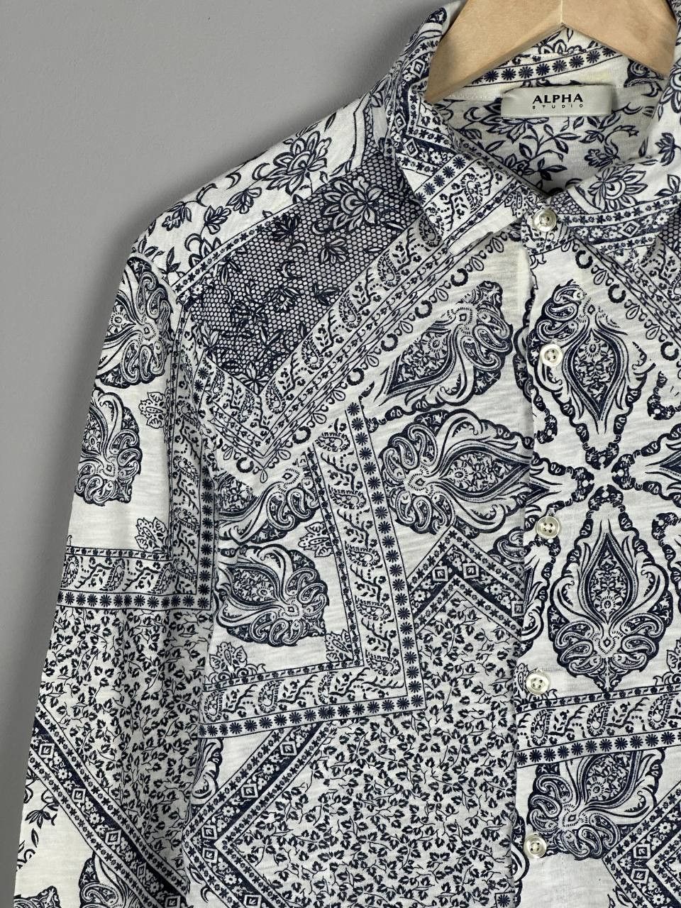 Alpha Studio Alpha Studio Luxury Printed Slim Shirt Size US S / EU 44-46 / 1 - 5 Thumbnail