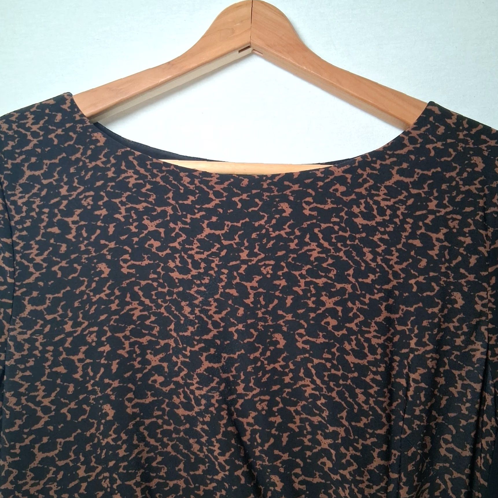 Ralph Lauren VINTAGE Lauren Ralph Lauren Dress BODYCON Petite 16P Brown Black Knee Length 3/4 Sleeve Boat Neck Pullover Lined Womens Size XXL / US 16-18 / IT 52-54 - 7 Thumbnail