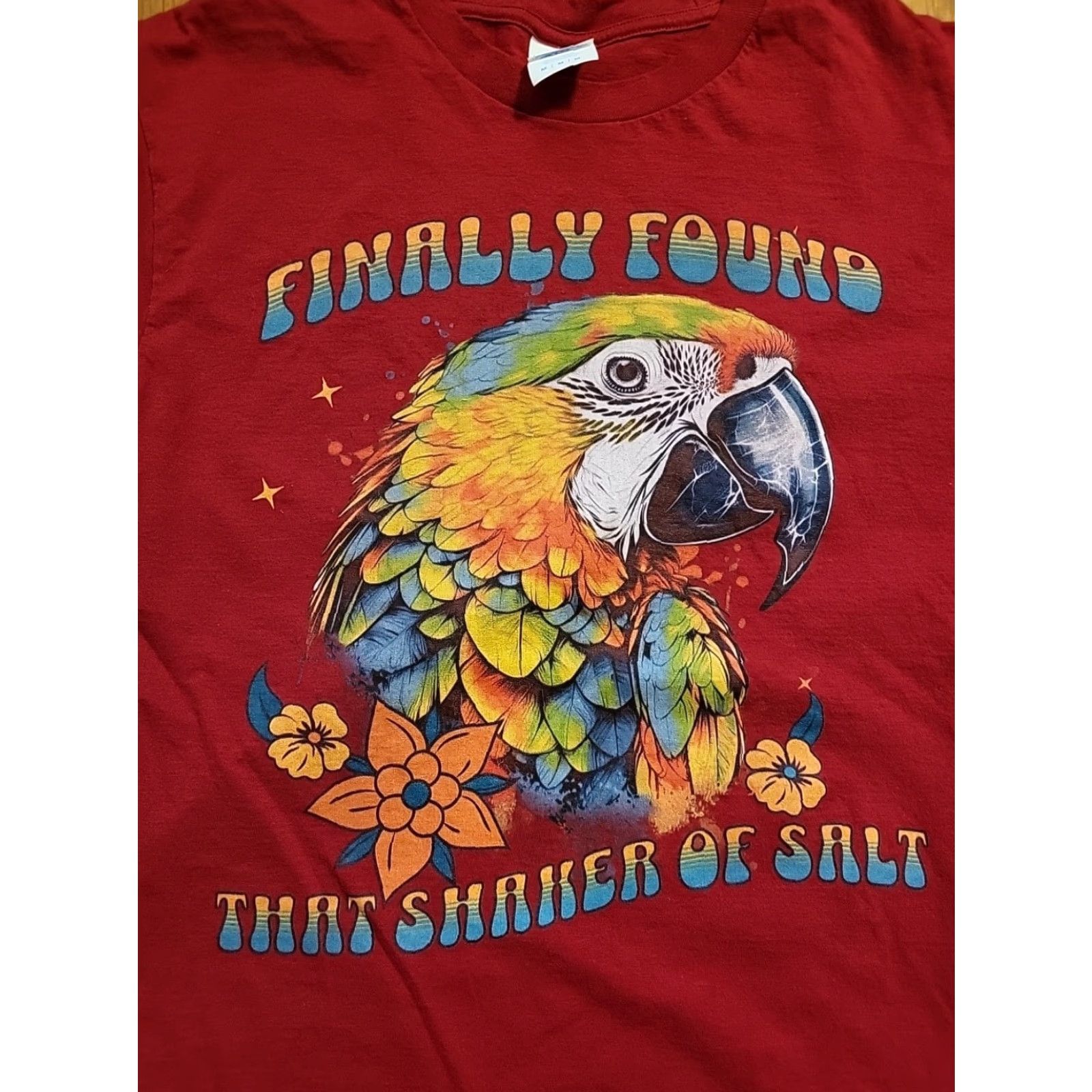 Port & Company VINTAGE Jimmy Buffet Salt Shaker Port & Company T-Shirt Red M Mens Short Sleeve Cotton Crew Neck 90s Parrots Size US M / EU 48-50 / 2 - 2 Thumbnail