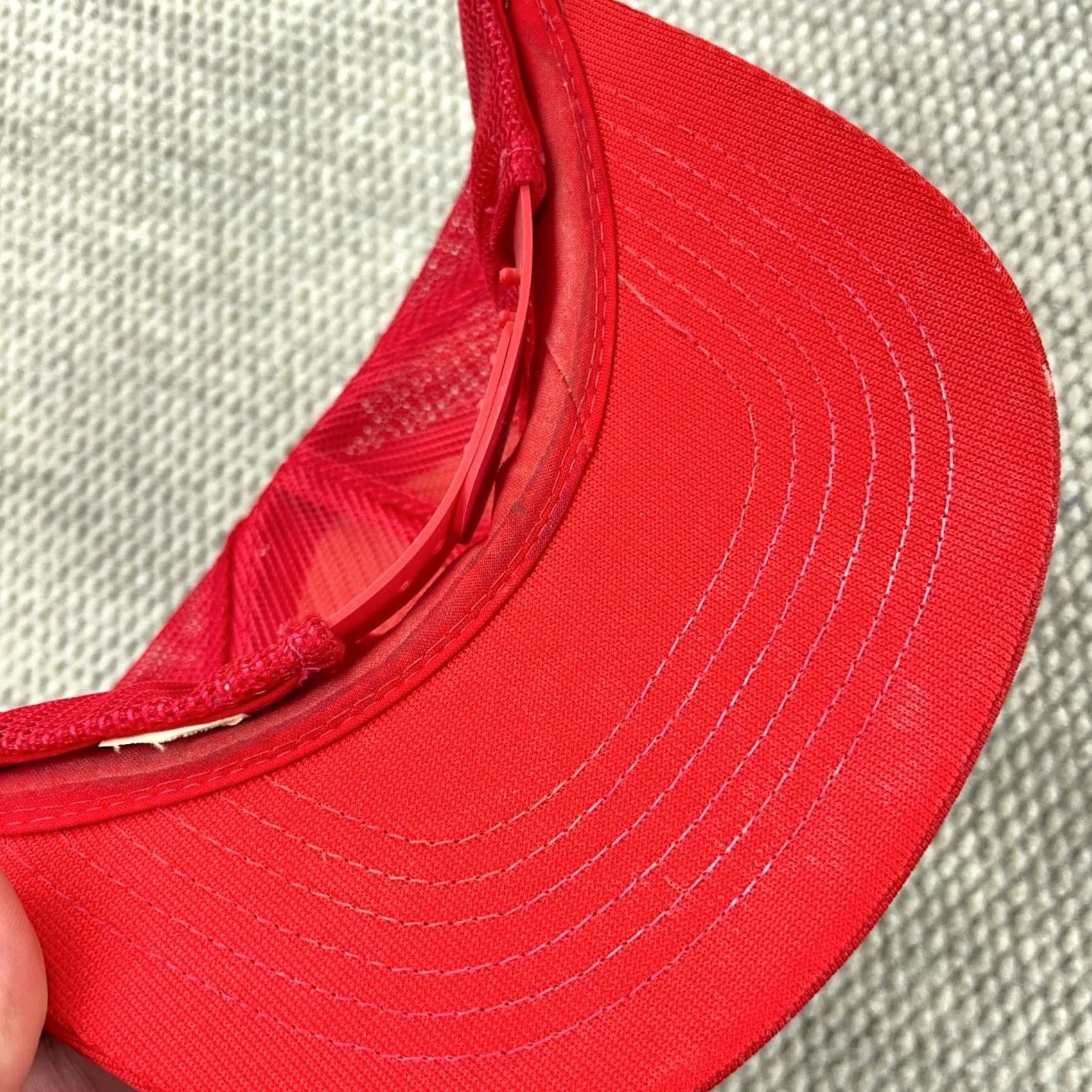 Vintage VINTAGE Chevron Pipe Line Trucker Hat Cap 90s Red Snapback Oil Gas Petroleum Rope Mens 80s Outdoor USA Size ONE SIZE - 5 Thumbnail