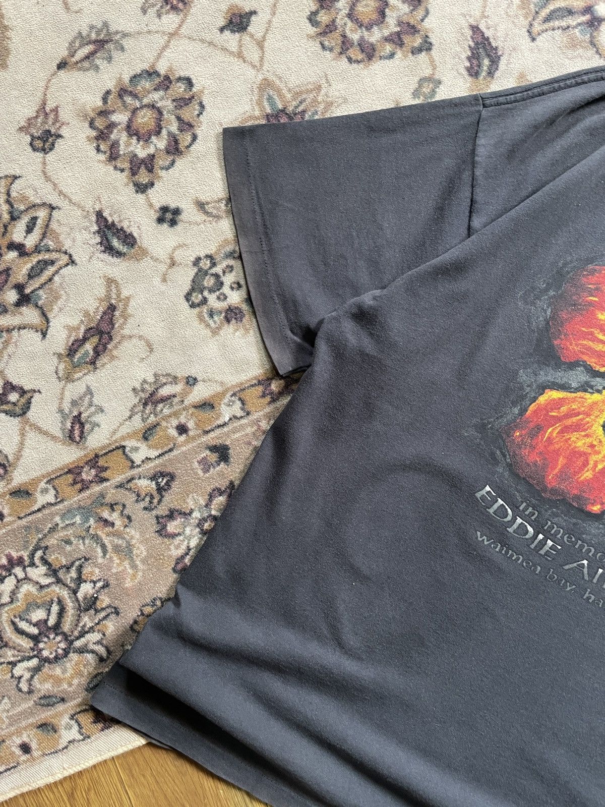 Quiksilver × Vintage Crazy Surf Tee Quiksilver 1995 Eddie Aikau Size US L / EU 52-54 / 3 - 6 Thumbnail