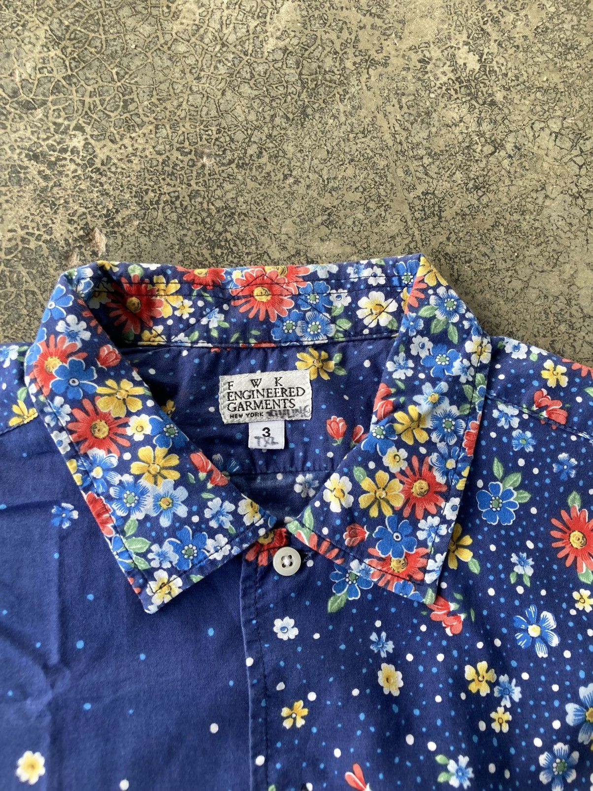 Engineered Garments Engineered Garments Floral Motif Print Blue Buttons Ups Size M / US 6-8 / IT 42-44 - 7 Thumbnail