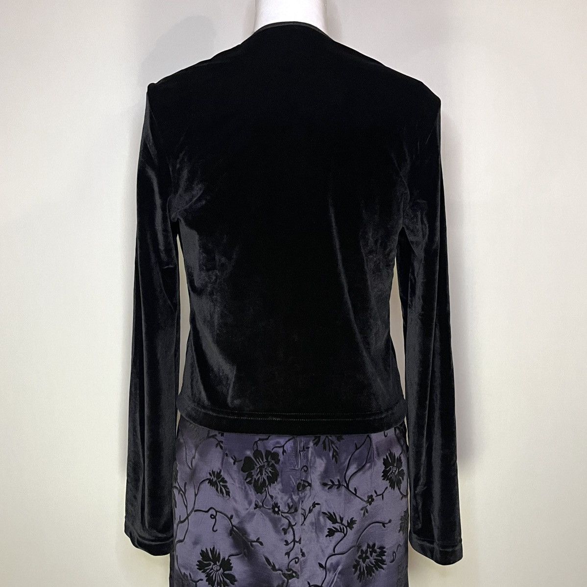Vintage 90’s y2k Vintage Velvet Vampy Gothic Grunge Cardigan Size M / US 6-8 / IT 42-44 - 6 Thumbnail