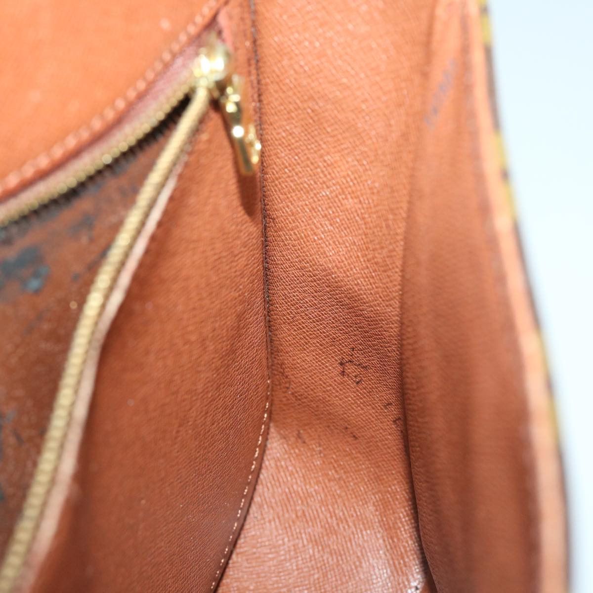 Louis Vuitton LOUIS VUITTON Monogram Saint Cloud GM Shoulder Bag M51242 Size ONE SIZE - 16 Thumbnail