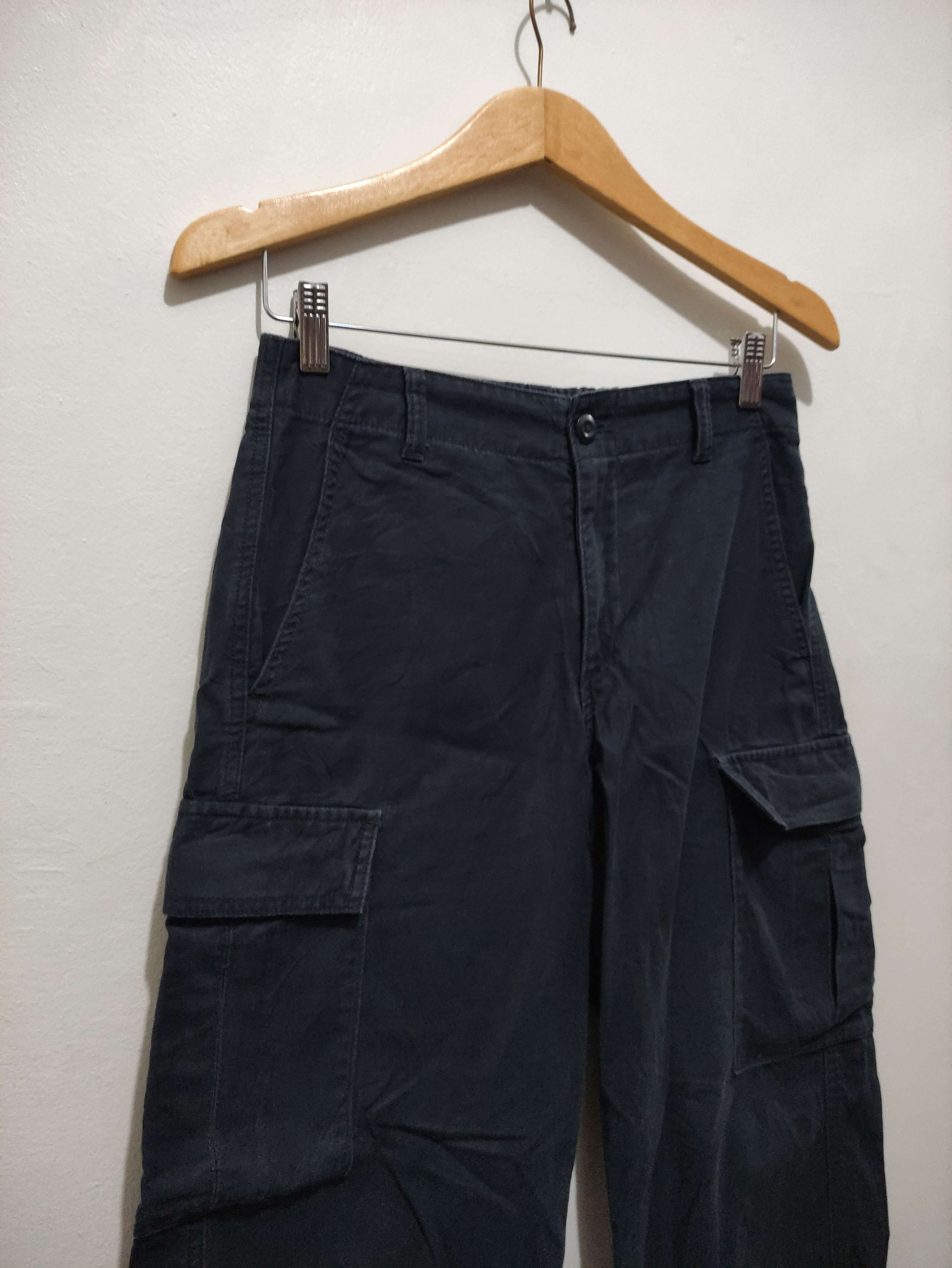 Uniqlo UNIQLO blue navy cargo pant Size US 30 / EU 46 - 9 Thumbnail