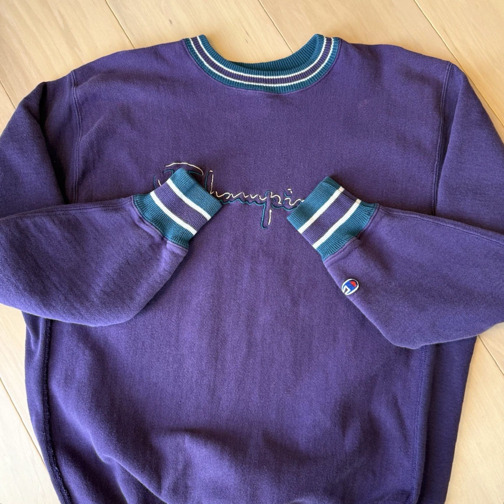 Champion VINTAGE Champion Reverse Weave Sweatshirt XL Purple 90s Fleece Made in USA Size US XL / EU 56 / 4 - 5 Thumbnail