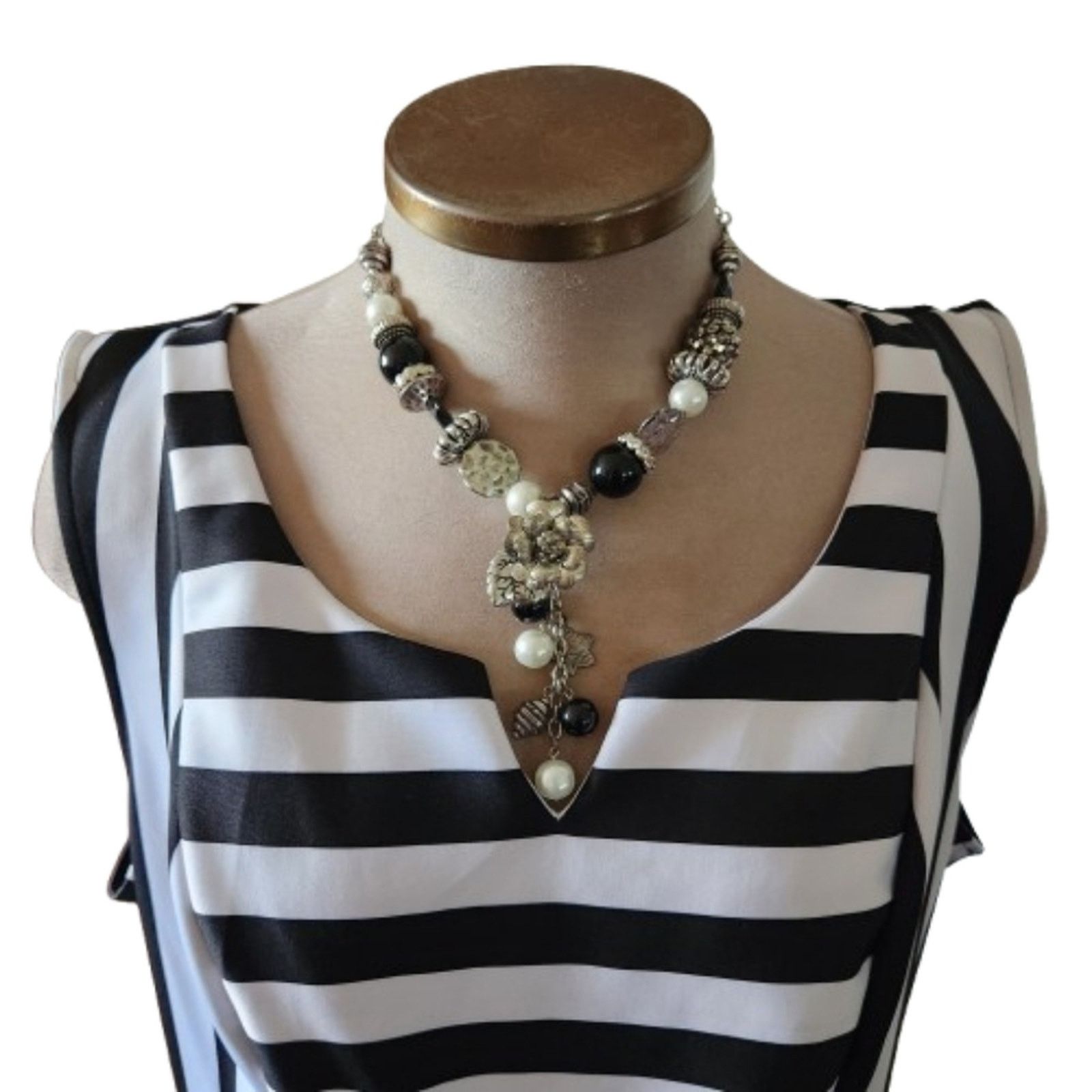 Torrid TORRID ☆ BLACK & WHITE STRIPED ☆ PEPLUM TOP ☆ 4x ☆ NWT Size 4XL / US 24-26 - 3 Thumbnail
