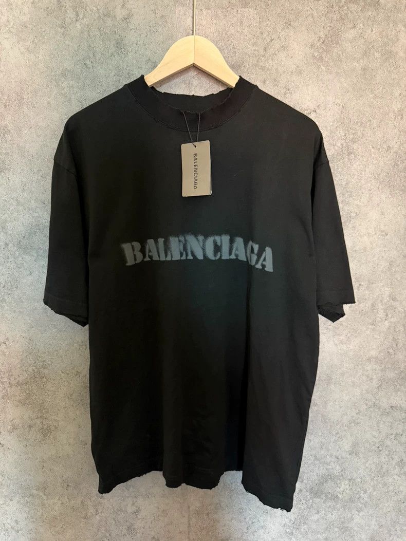 Balenciaga Balenciaga Blur subtitle LOGO short sleeve T-shirt Size US S / EU 44-46 / 1 - 1 Thumbnail