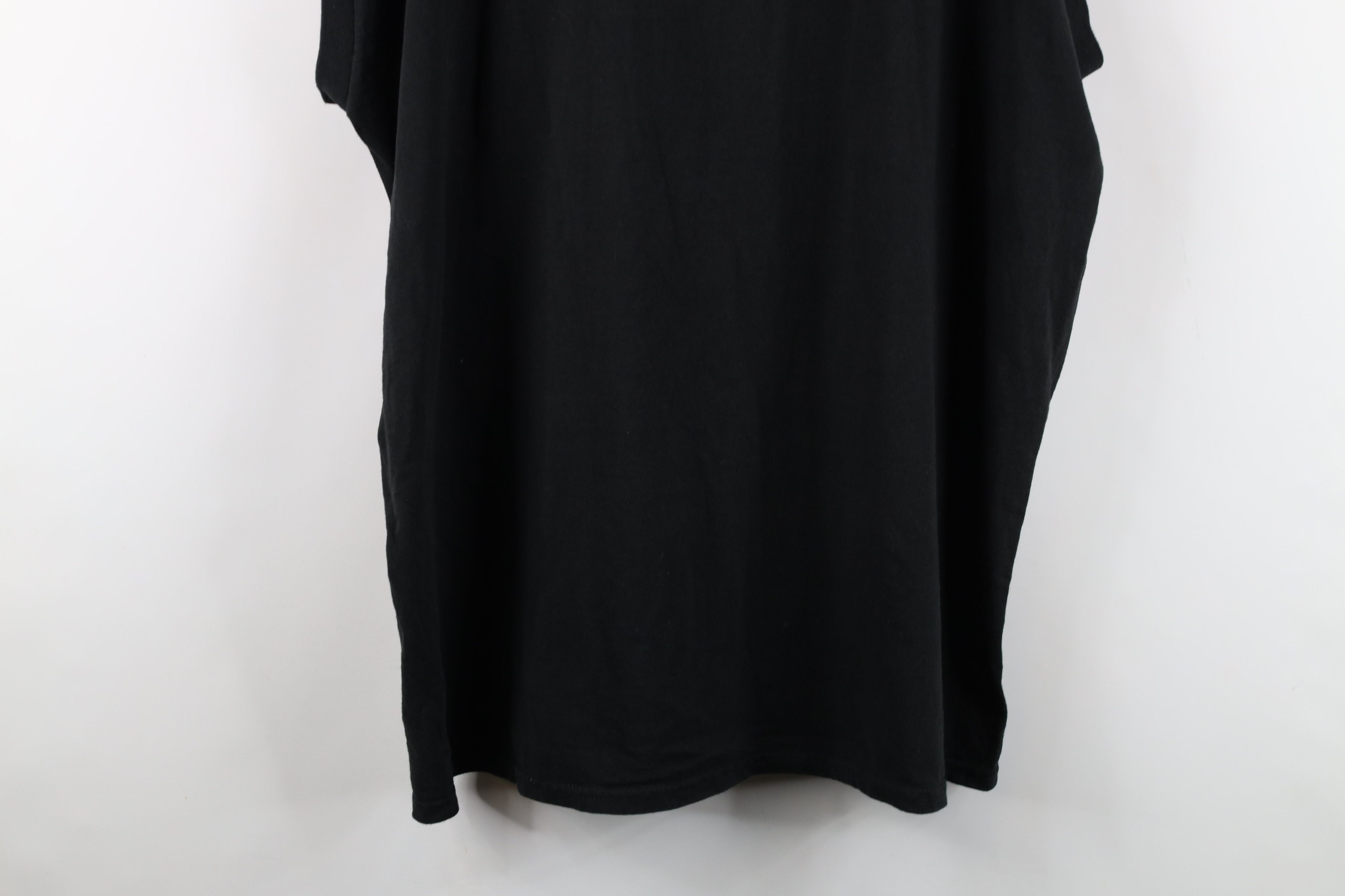 Vintage Vintage 90s Streetwear Heavyweight Sleeveless Muscle T-Shirt Size US XL / EU 56 / 4 - 11 Thumbnail
