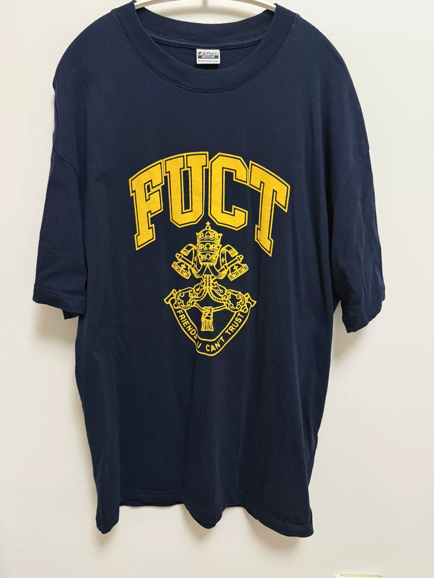 FUCT FUCT M Navy Short-Sleeve T-Shirt Yellow Print Size US M / EU 48-50 / 2 - 1 Thumbnail