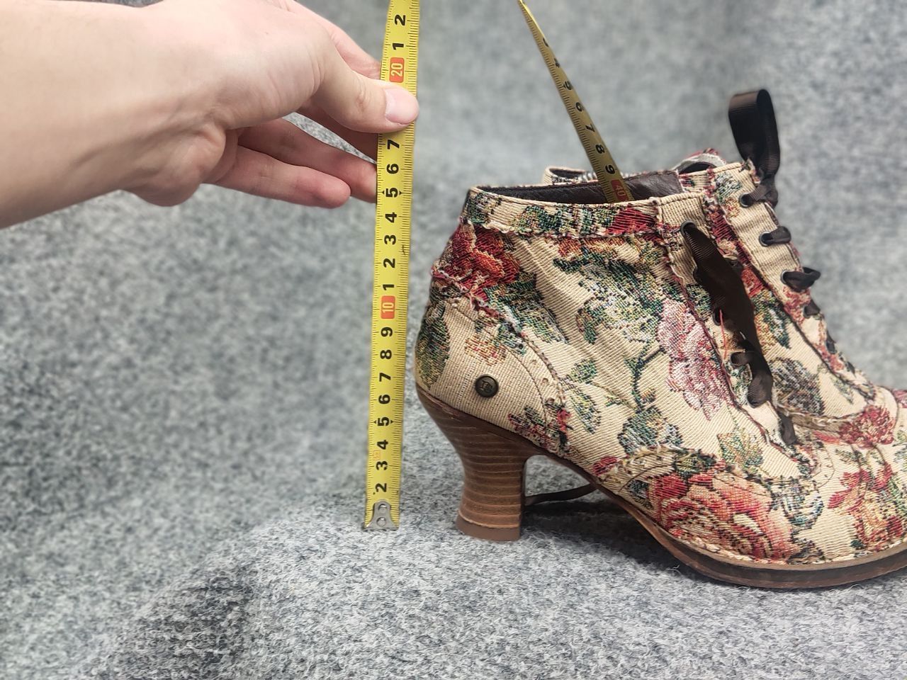 Vintage Neosen Vintage Floral Tapestry Bootie Ankle Shoes baroque Size US 7 / IT 37 - 14 Thumbnail