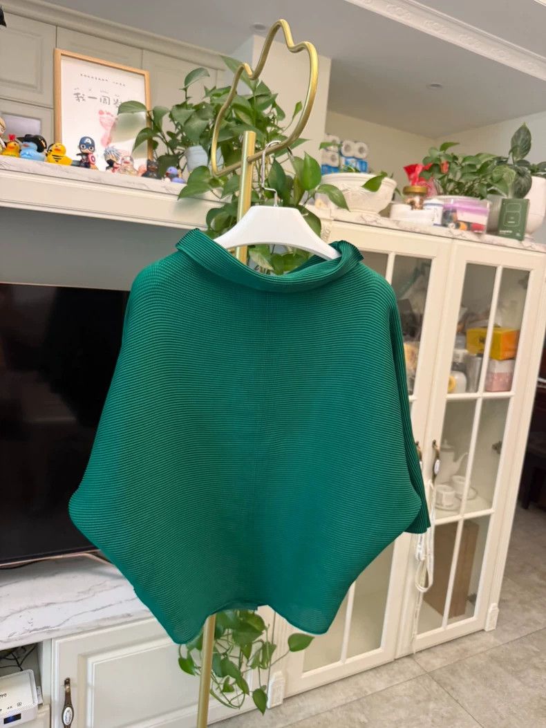 Issey Miyake issey miyake size:one size Green magic coat 2506-Nextarrow Size XXS / US 00 / IT 34 - 5 Thumbnail