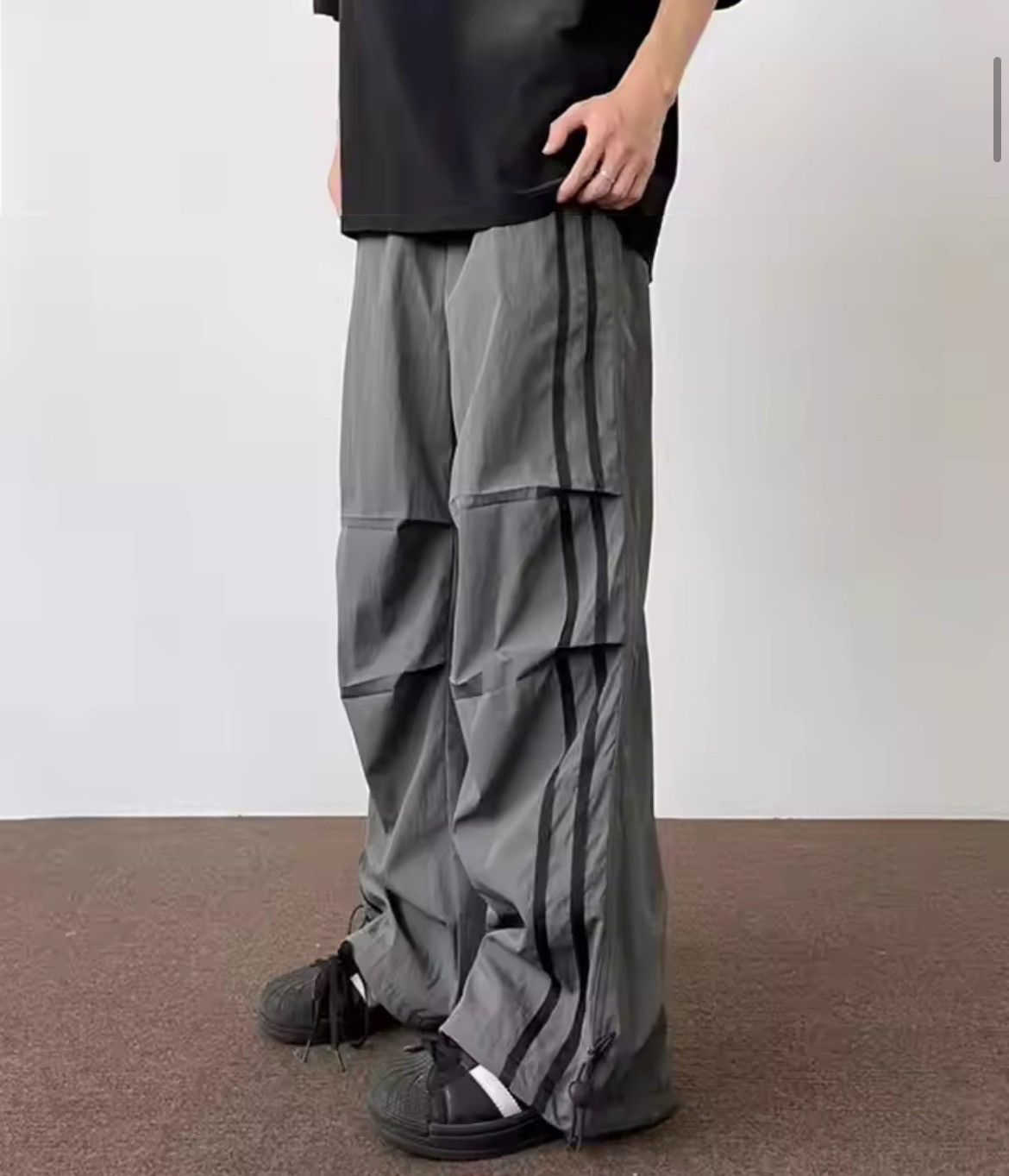 Japanese Brand × Vintage Y2K Elastic Waist Baggy Striped Sweatpant Joggers Men Women Size US 31 - 3 Thumbnail