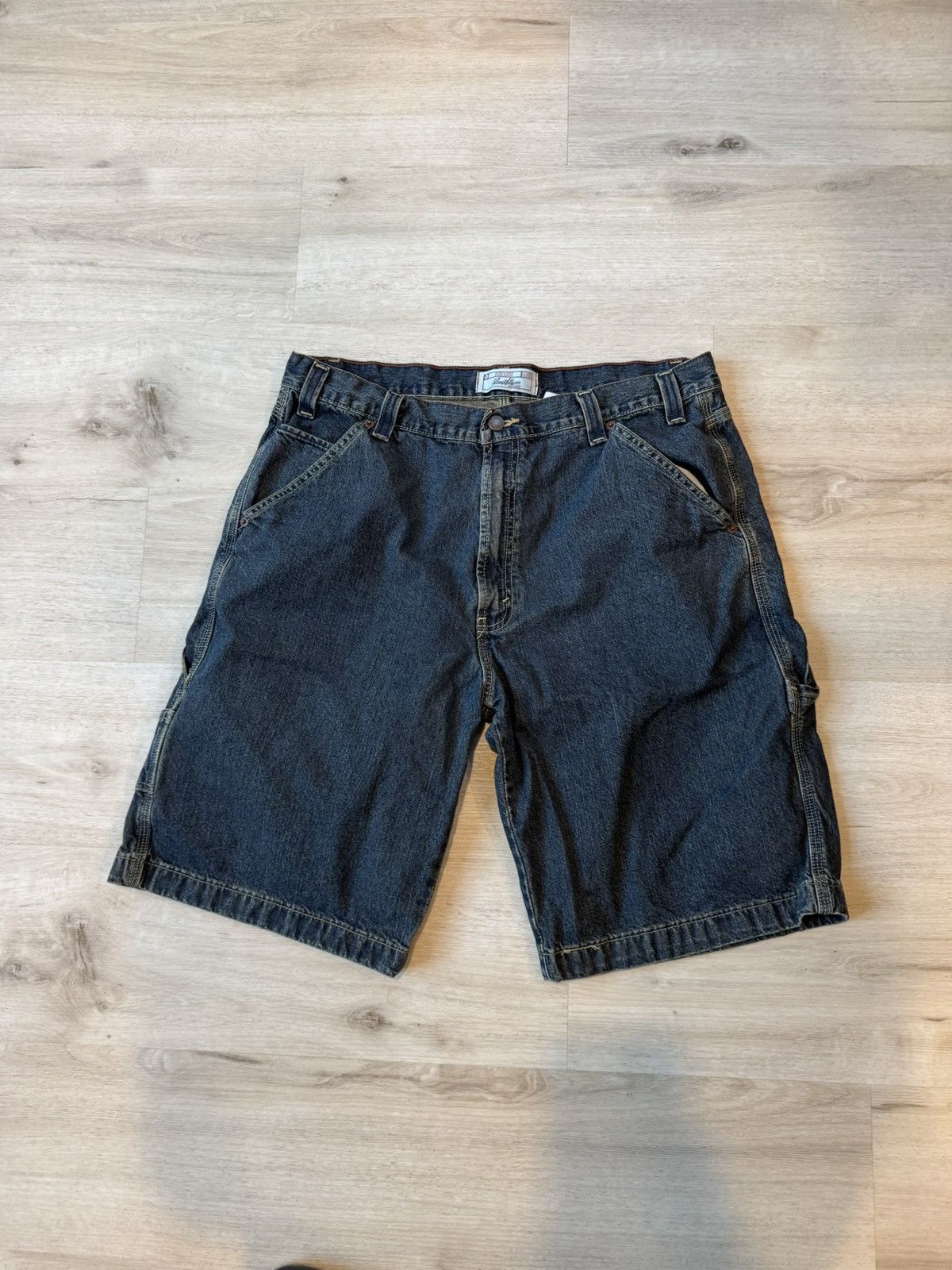 Levi's Levis Denim Carpenter Shorts. Size 36 Size US 36 / EU 52 - 3 Thumbnail