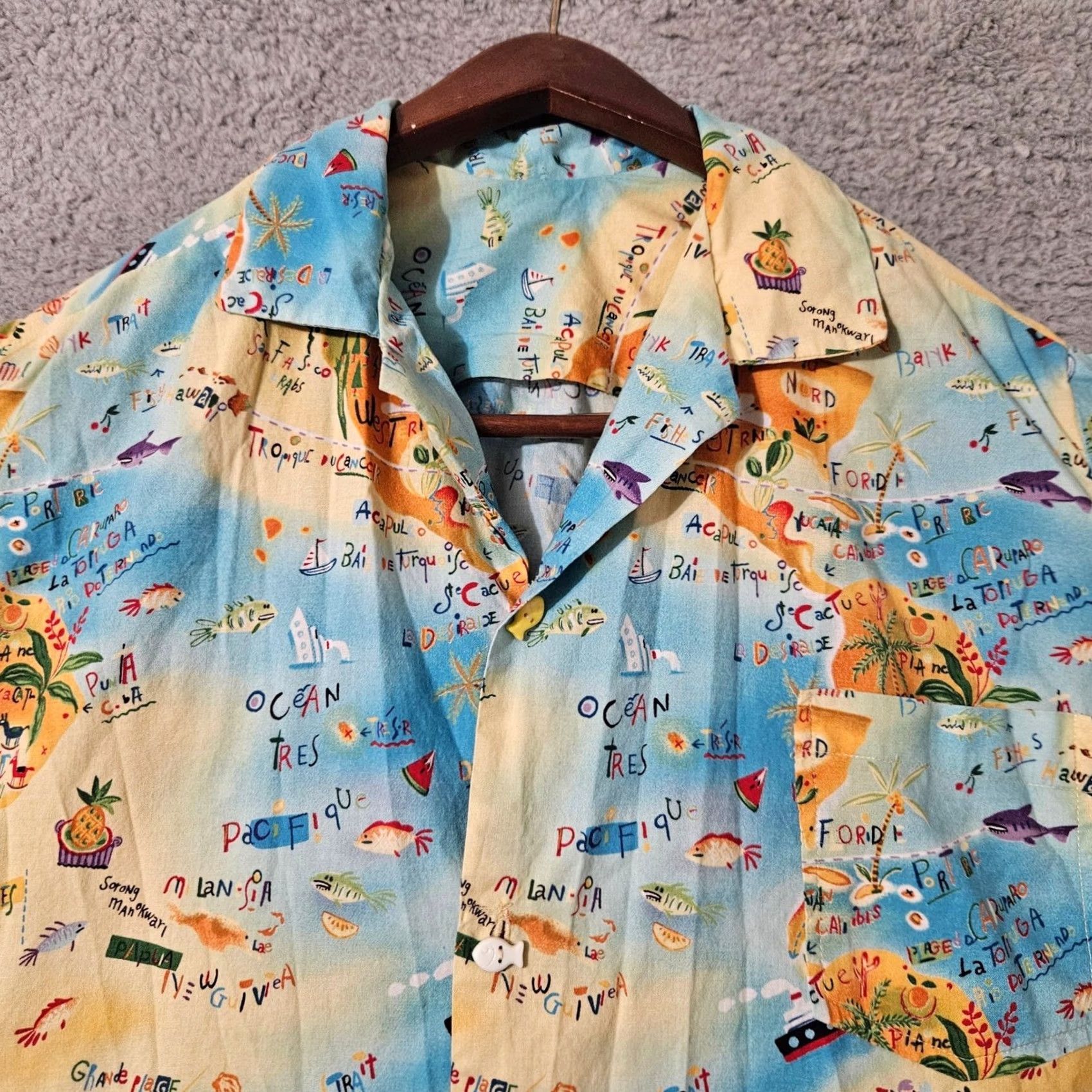 Vintage VINTAGE North & South American Button Up Shirt Fish Hawaiian Size Medium Blue Short Sleeve Mens Hawaiian Shirt, 90s? Size US M / EU 48-50 / 2 - 2 Thumbnail