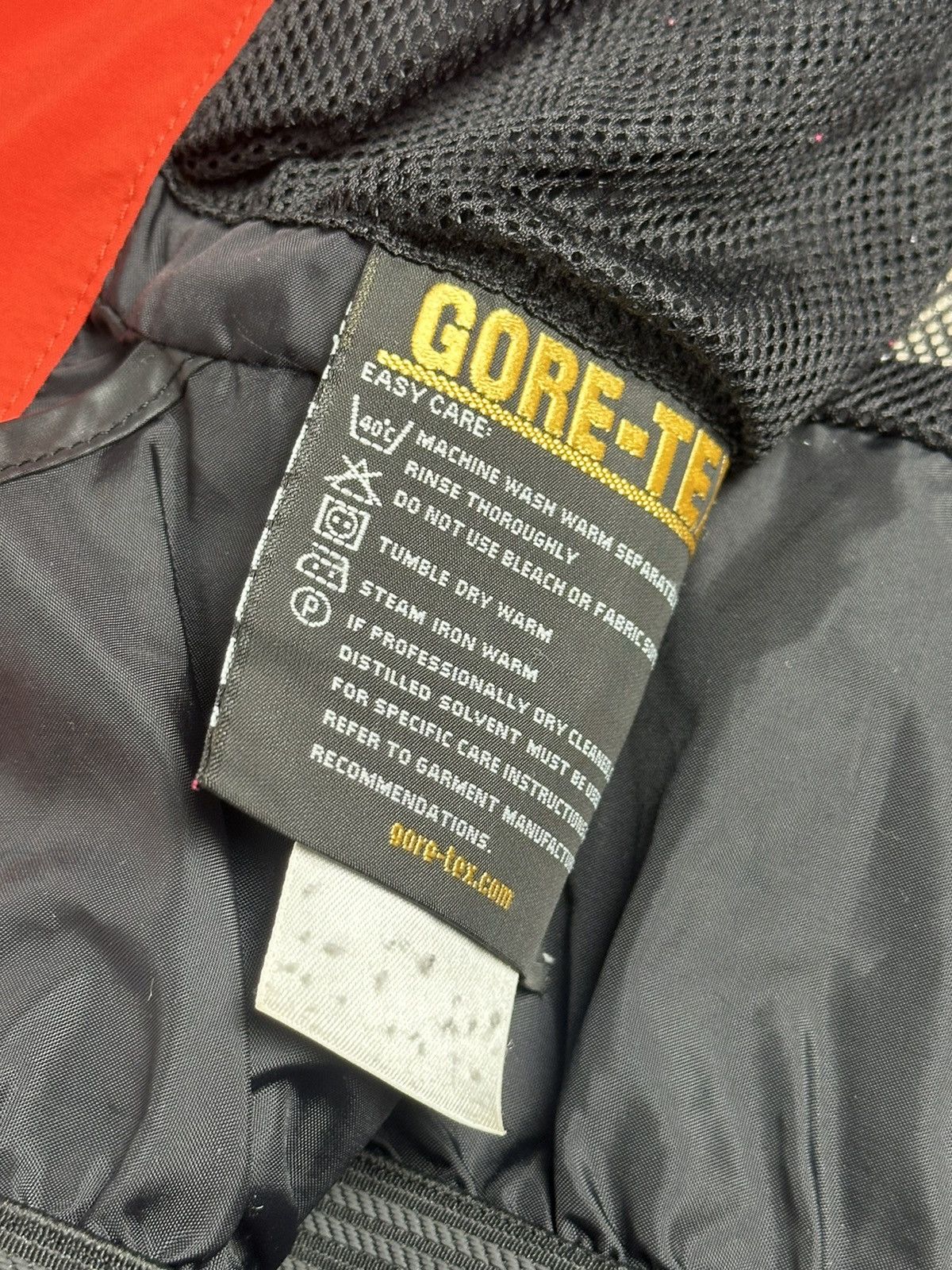 Mountain Hardwear × Vintage Mountain hardwear gore-tex jacket Size US M / EU 48-50 / 2 - 11 Thumbnail