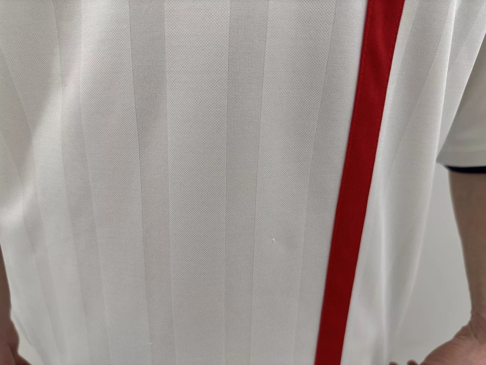 Umbro VINTAGE NATIONAL ENGLAND 2002 2003 2004 HOME JERSEY SOCCER Size US XL / EU 56 / 4 - 6 Thumbnail
