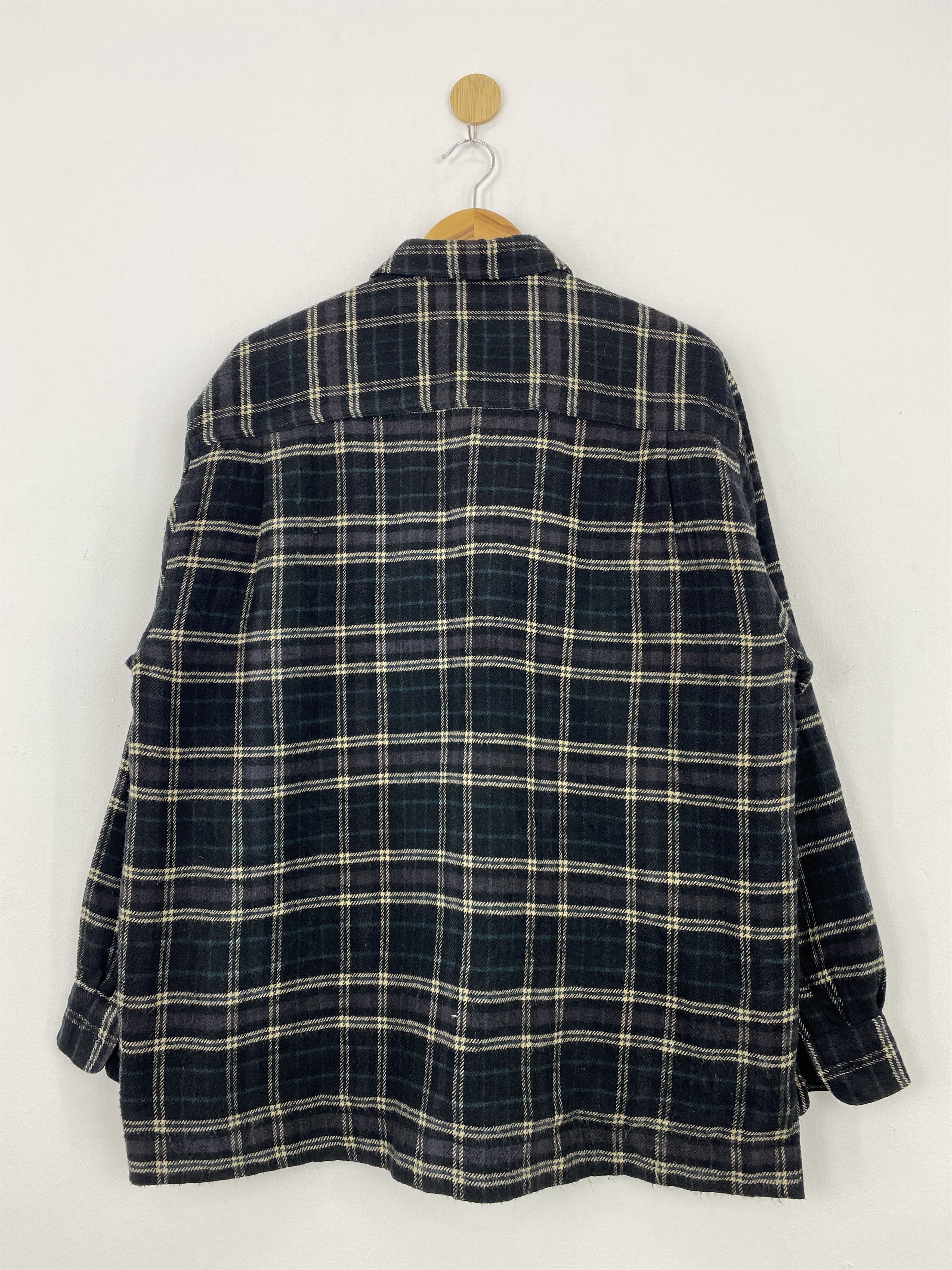 Uniqlo × Vintage Vintage 90s Uniqlo Shadow Plaid Wool Flannel Shirt J1844 Size US L / EU 52-54 / 3 - 3 Thumbnail