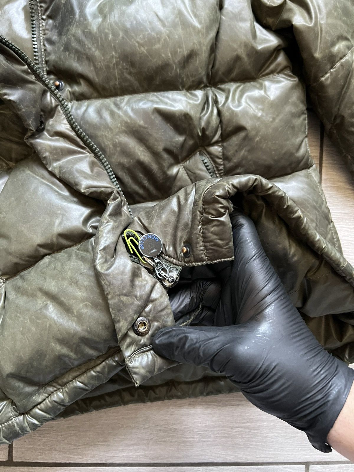 Moncler Moncler Puffer Jacket Green Large Used Size L / US 10 / IT 46 - 24 Thumbnail