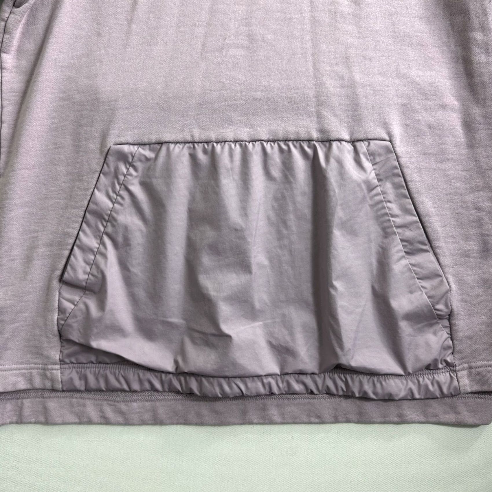 Nike VINTAGE? AUTHENTIC NIKE MODERN CREW FRONT MID POCKET SWEATSHIRT S/S PURPLE TOP 886910-694 Size US L / EU 52-54 / 3 - 5 Thumbnail