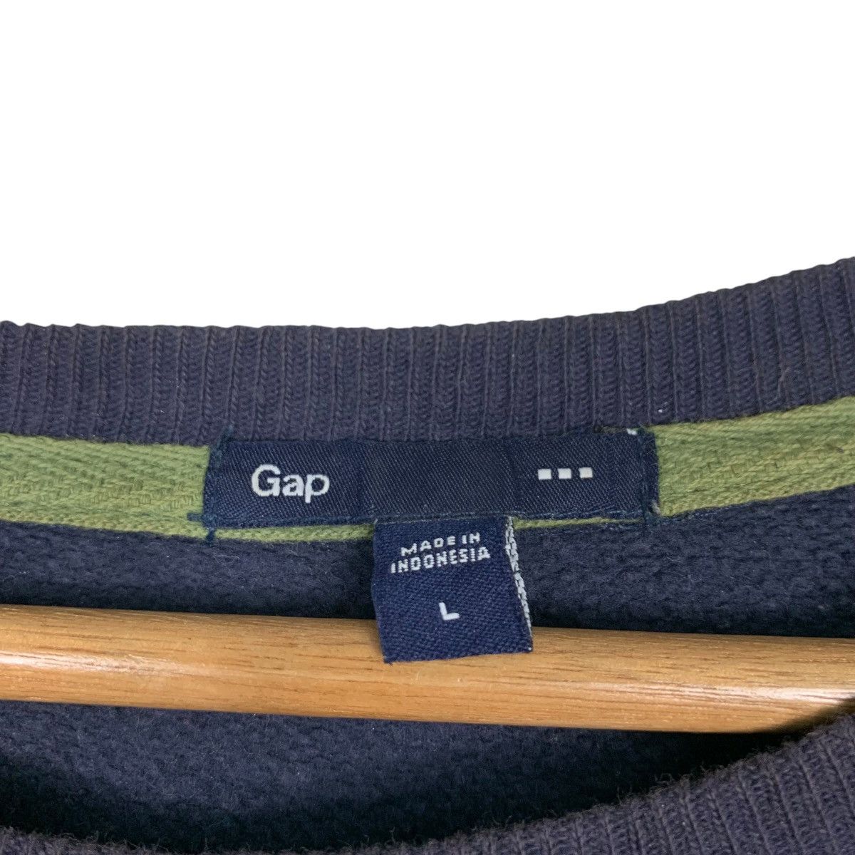 Gap GAP Fall10 Big Logo Crewneck Sweatshirt #1944-C85 Size US L / EU 52-54 / 3 - 11 Thumbnail