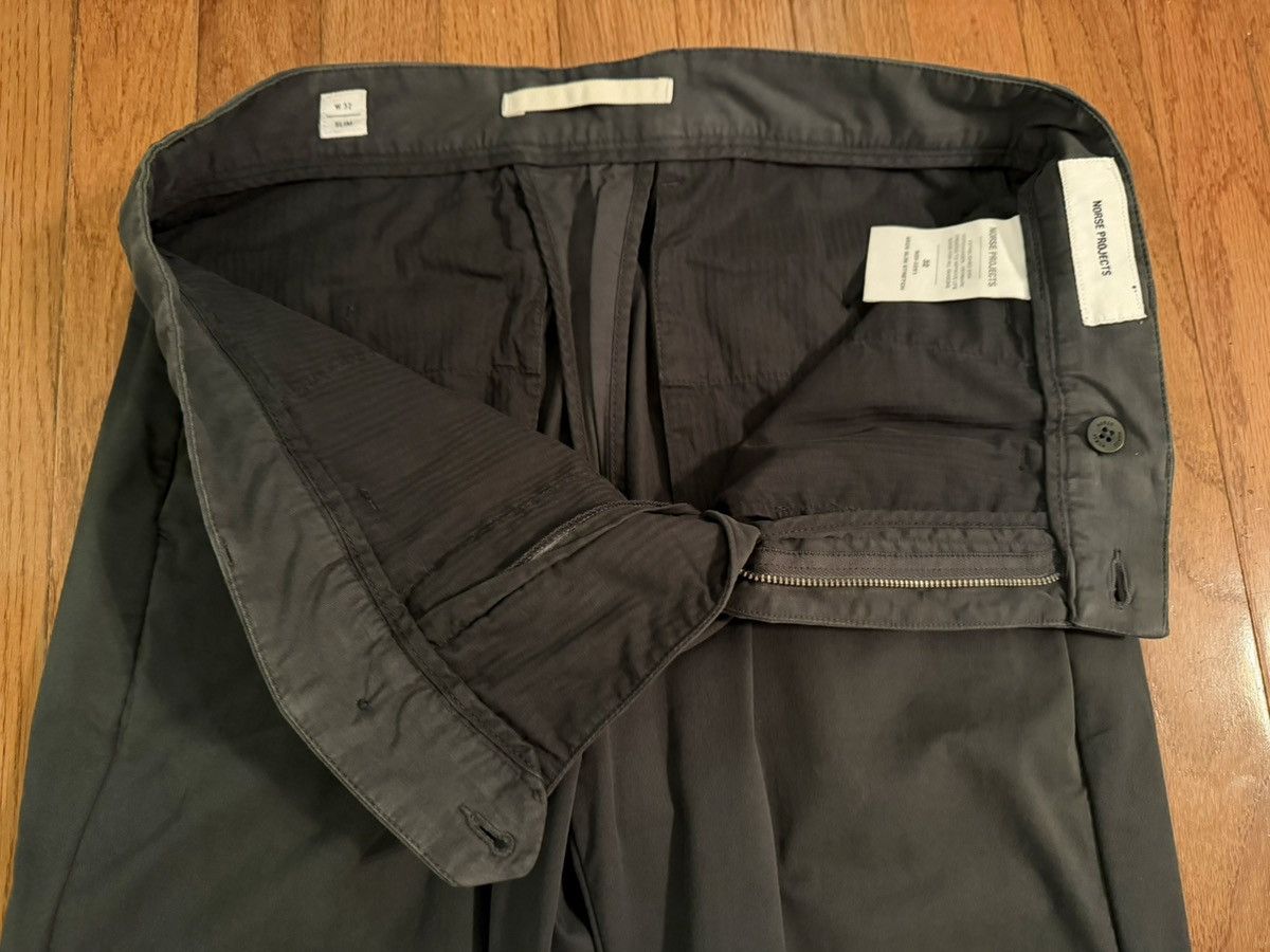 Norse Projects Aros Slim Stretch in Moss Size US 32 / EU 48 - 4 Thumbnail