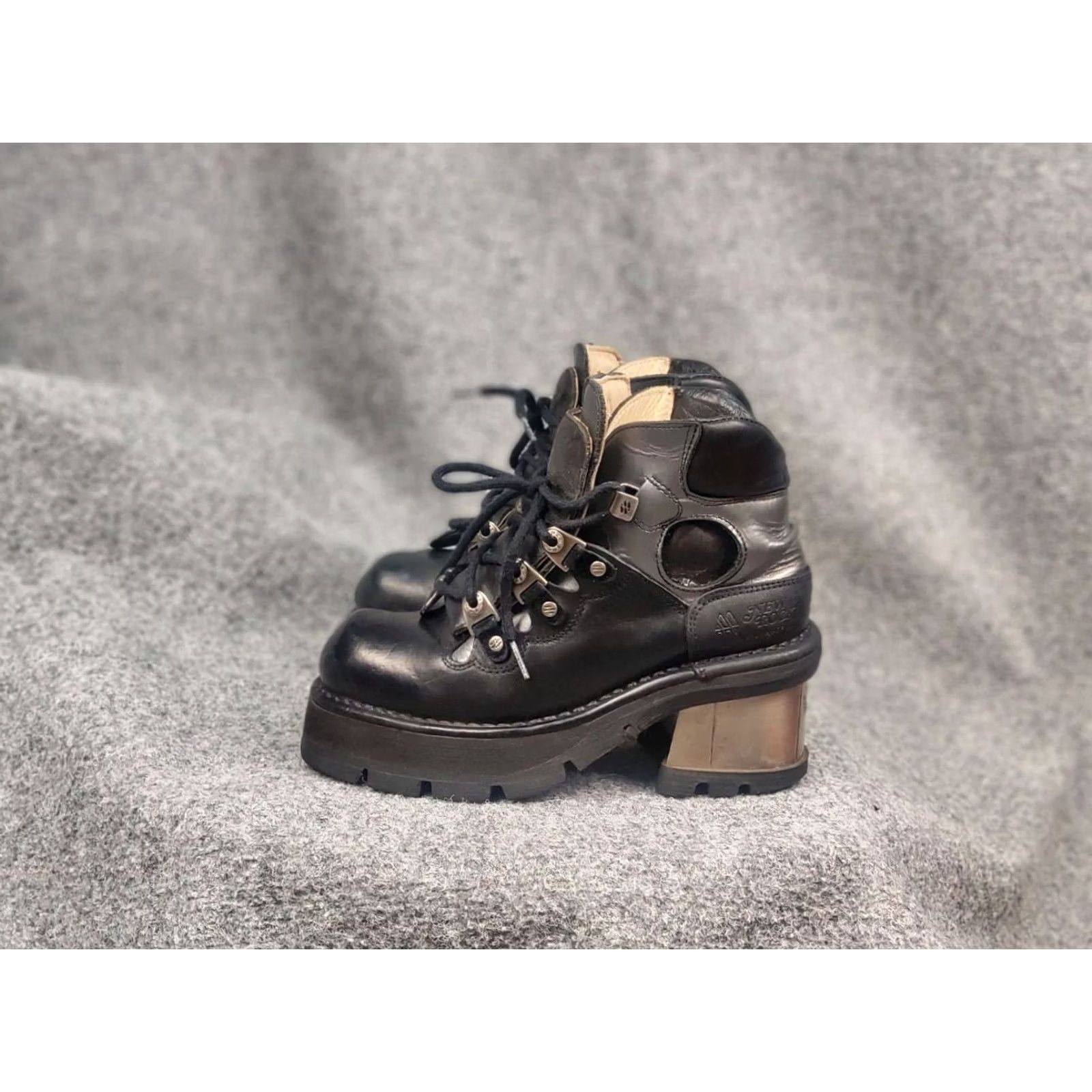 New Rock New Rock Black Leather Boots with metallic heel hole lace Size US 10 / IT 40 - 7 Thumbnail