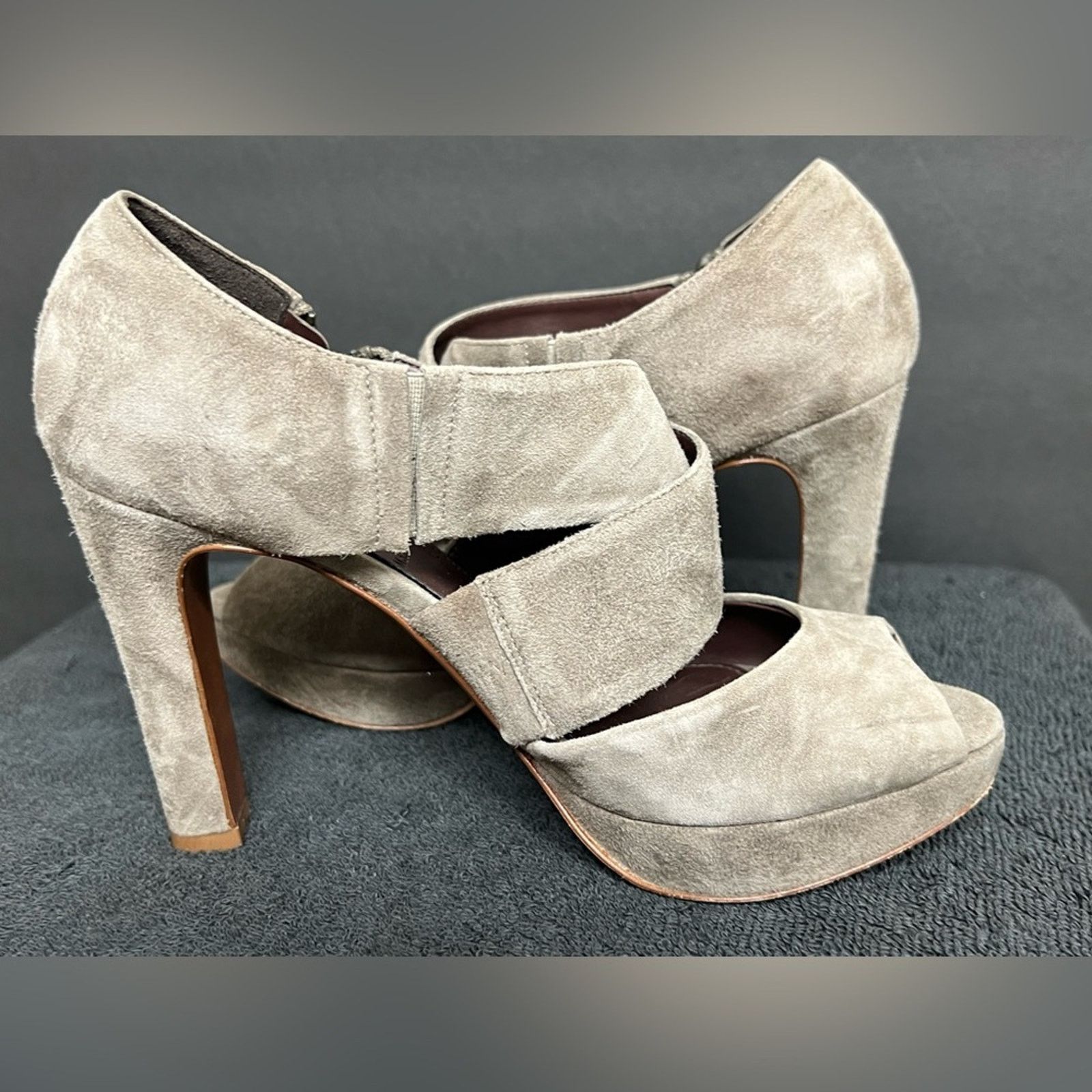 J.Crew J.CREW Heels Strappy Platform Sz. 6 Gray Suede Leather ITALY Size US 6 / IT 36 - 5 Thumbnail