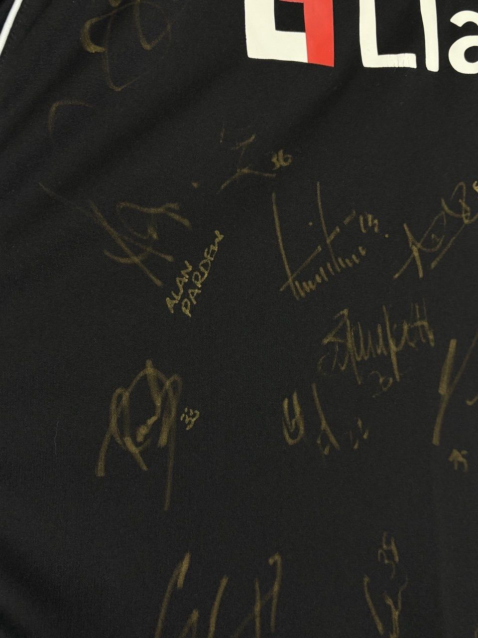 Joma #10 Bent Charlton Athletic 2006 Away Soccer Jersey W/ Signed Size US XL / EU 56 / 4 - 6 Thumbnail