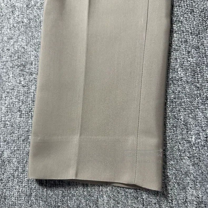 Dior Dior Light khaki CD logo logo trousers Size 46R - 2 Thumbnail