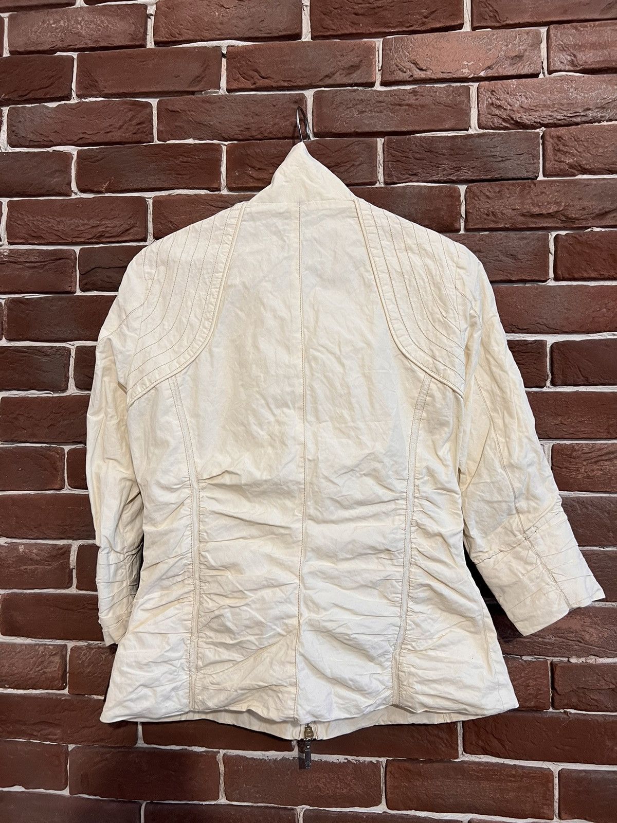 Moncler Moncler Designer Light Jacket Casual Rare Luxury 1 Cream Size XS / US 0-2 / IT 36-38 - 2 Thumbnail