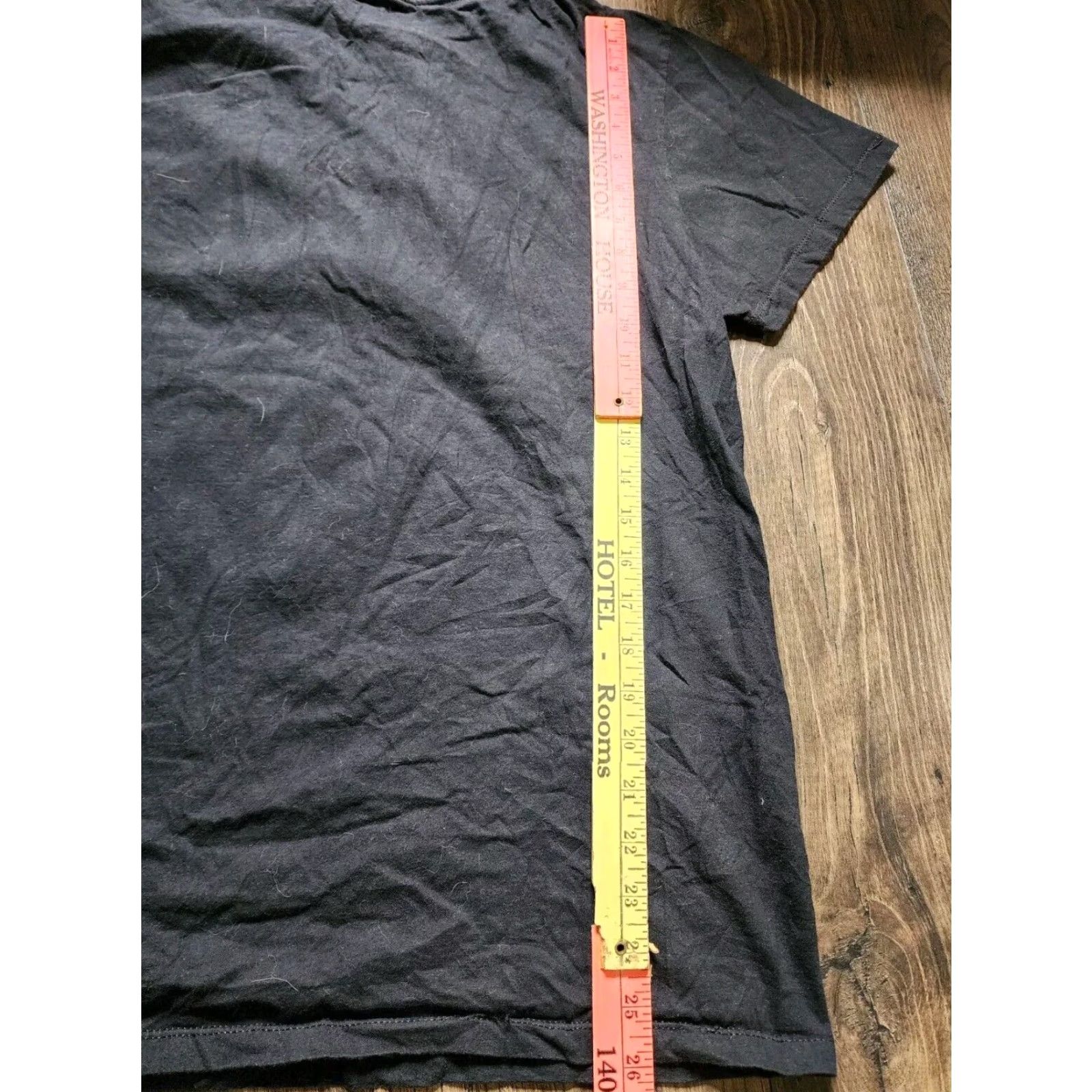 Vintage Tripple Redd Mens T-Shirt Hip Hop Tee Crew Neck Short Sleeve Black L Distressed Band Tee & SpiritVintage No Size US L / EU 52-54 / 3 - 2 Thumbnail