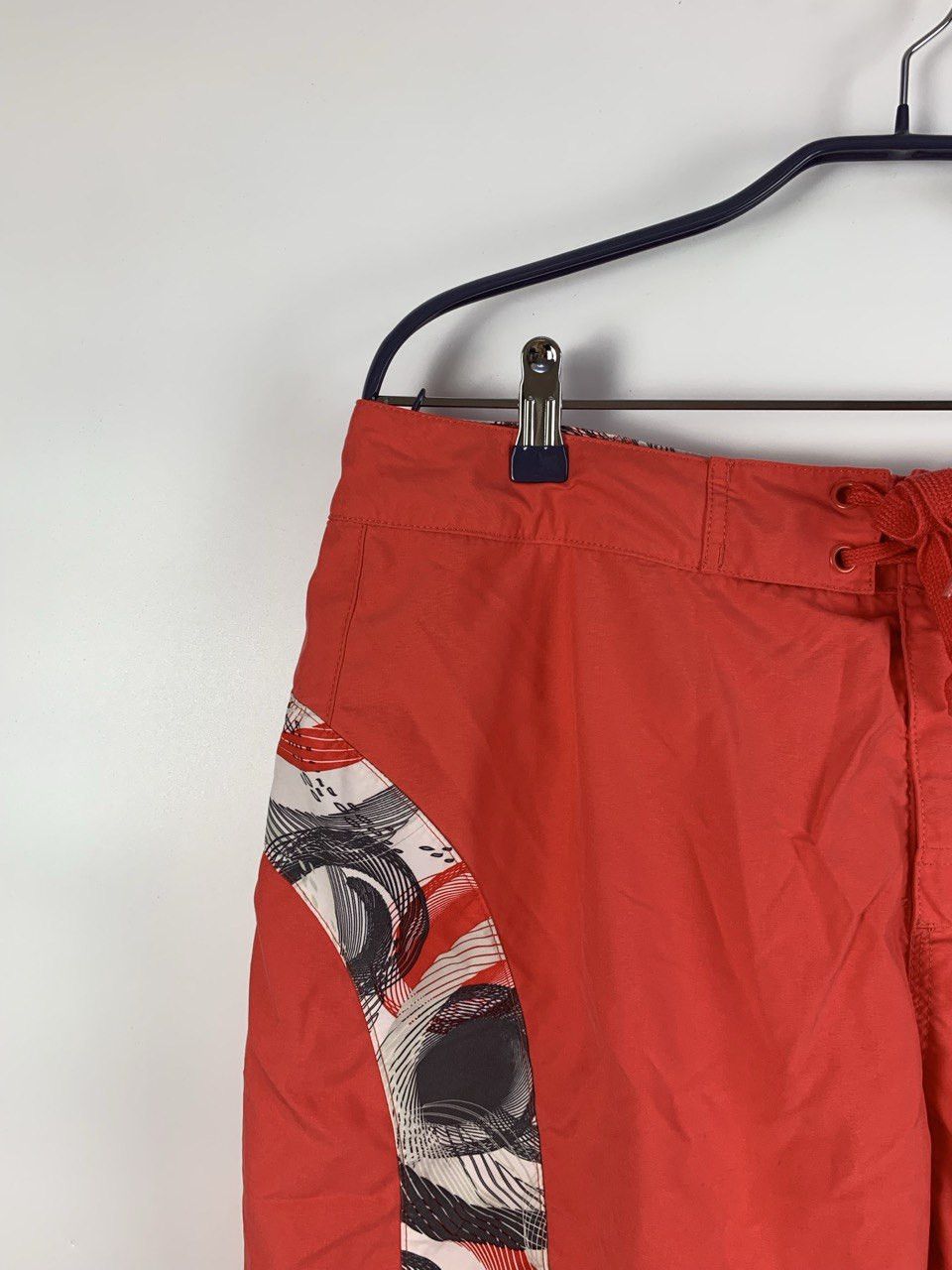 Nike Nike shorts red Vintage M Size US 34 / EU 50 - 8 Thumbnail