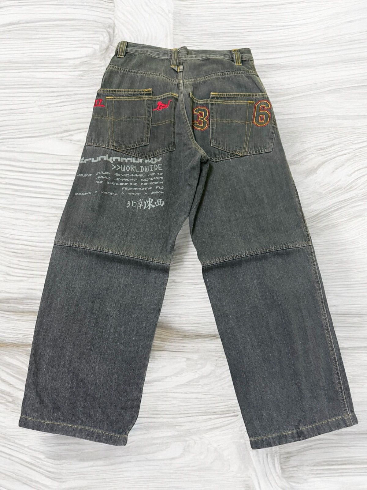 DrunknMunky × Japanese Brand Baggy DRUNKN MUNKY Embroidery Logo Poem Design Denim Size US 28 / EU 44 - 2 Thumbnail