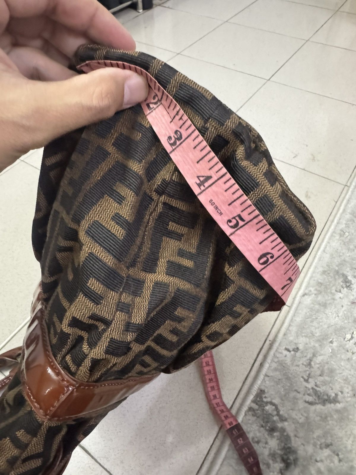 Fendi FENDI FULL MONOGRAM SHOULDER BAG Size ONE SIZE - 5 Thumbnail