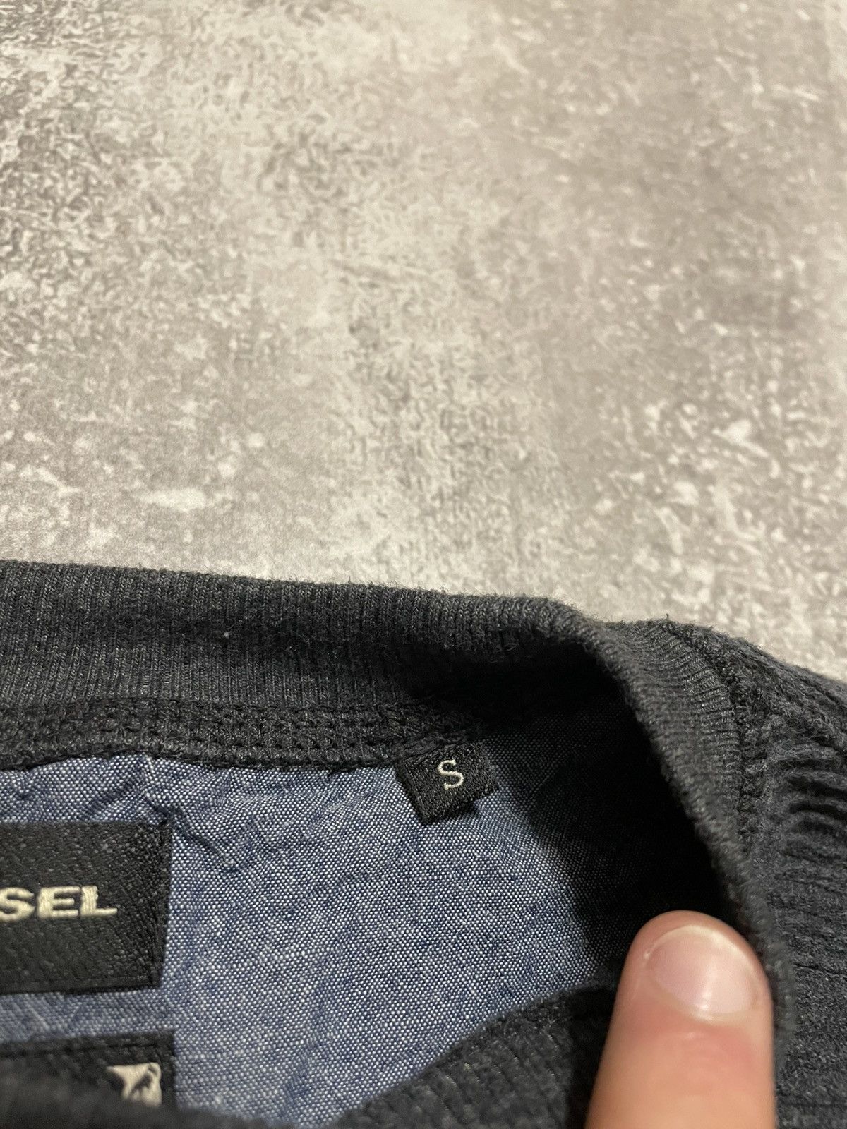 Diesel Vintage Diesel Ribbed Sweatshirt Crewneck Size US S / EU 44-46 / 1 - 10 Thumbnail
