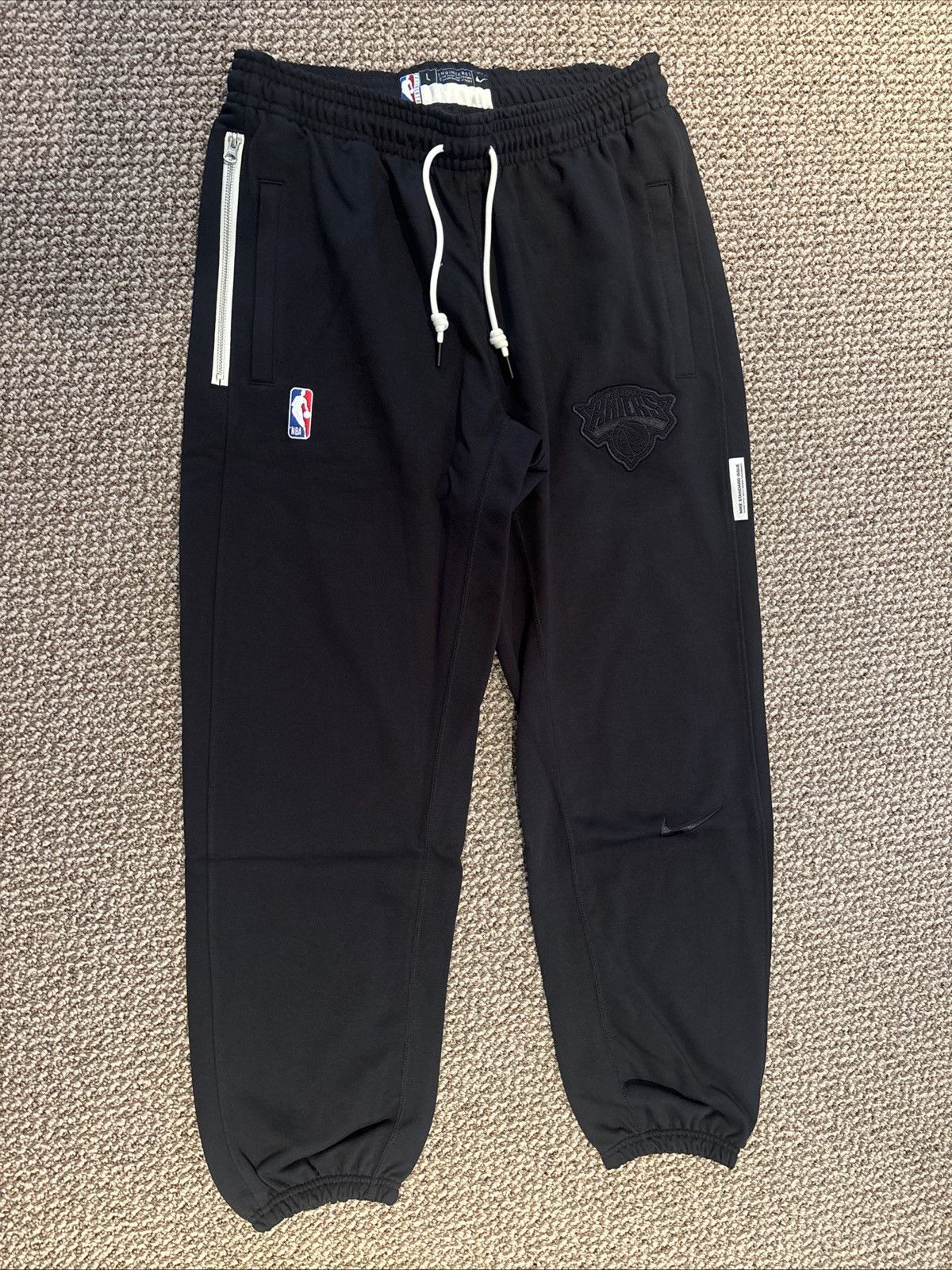 NBA NY Knicks Mens Dri Fit sweatpants size large. Size US L / EU 52-54 / 3 - 1 Thumbnail