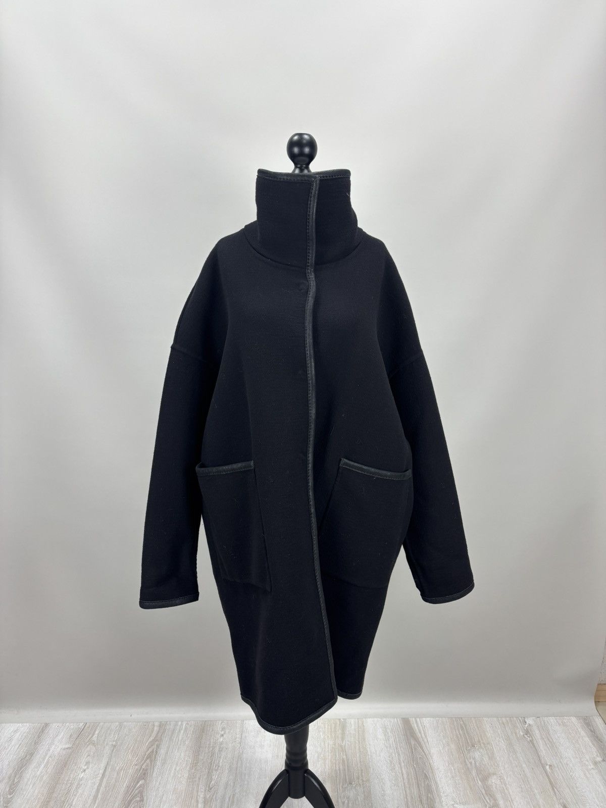 Urban Zen Womens coat Urban Zen Size S/M Color Black Size M / US 6-8 / IT 42-44 - 1 Thumbnail